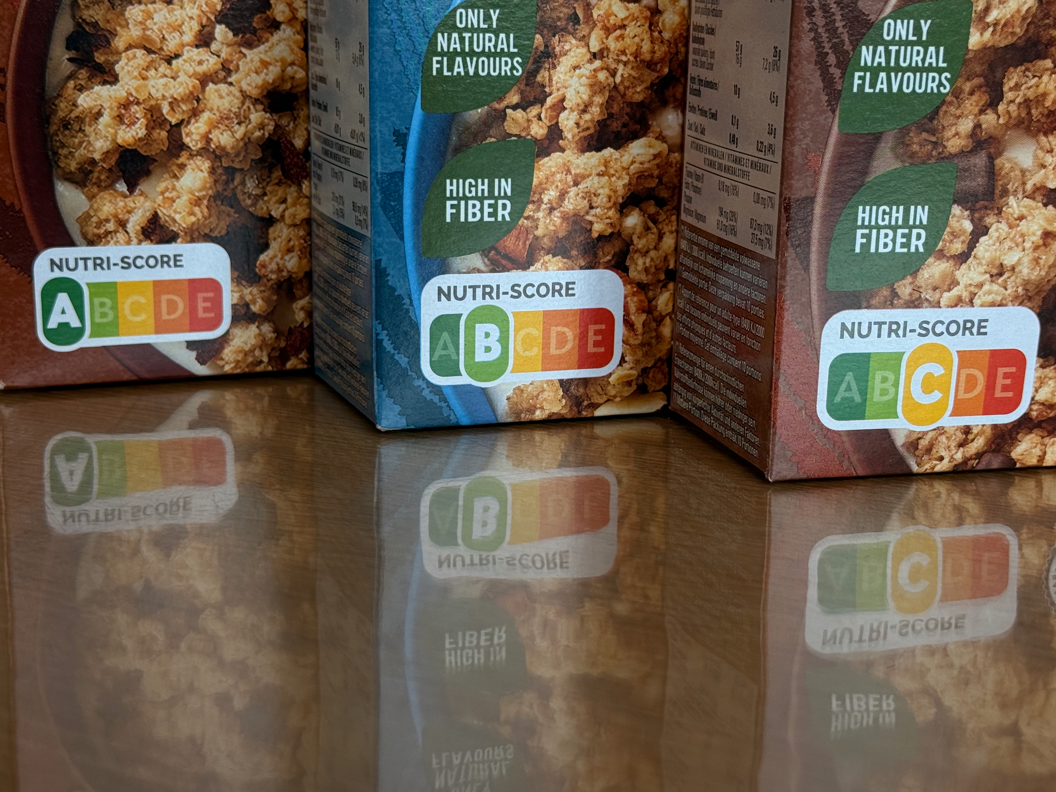 De Nutri-Score vat de voedingssamenstelling samen in één letter en kleur en helpt bij het vergelijken van gelijkaardige producten.