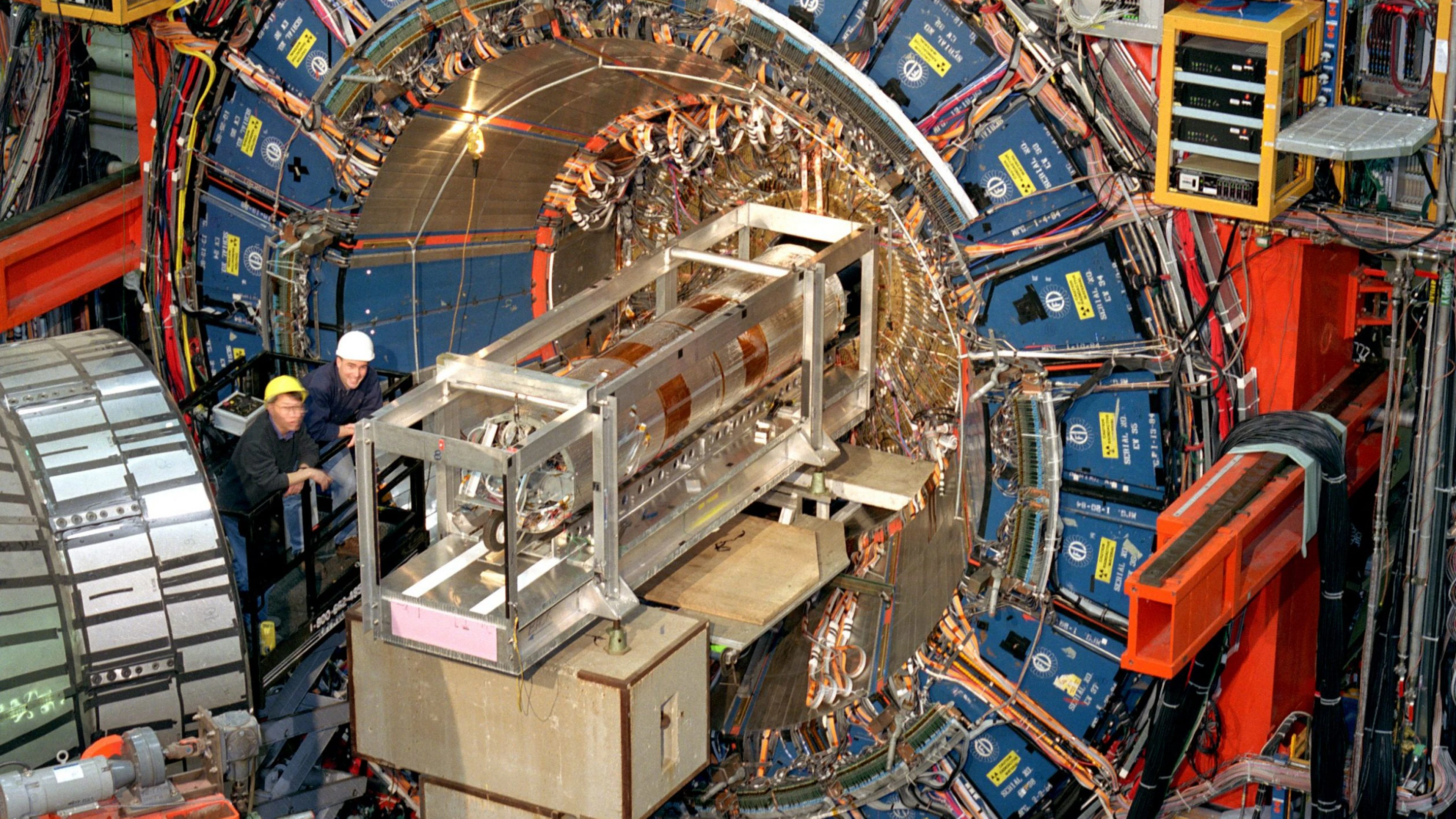 W-boson zou te zwaar zijn