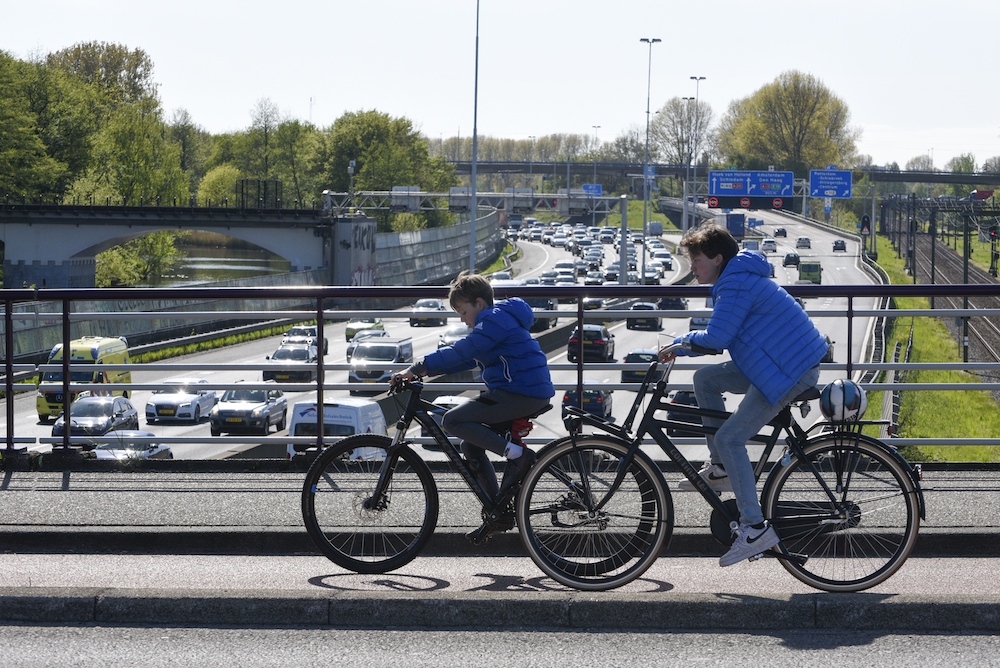 Leidt blootstelling aan fijnstof tot slechtere schoolprestaties?