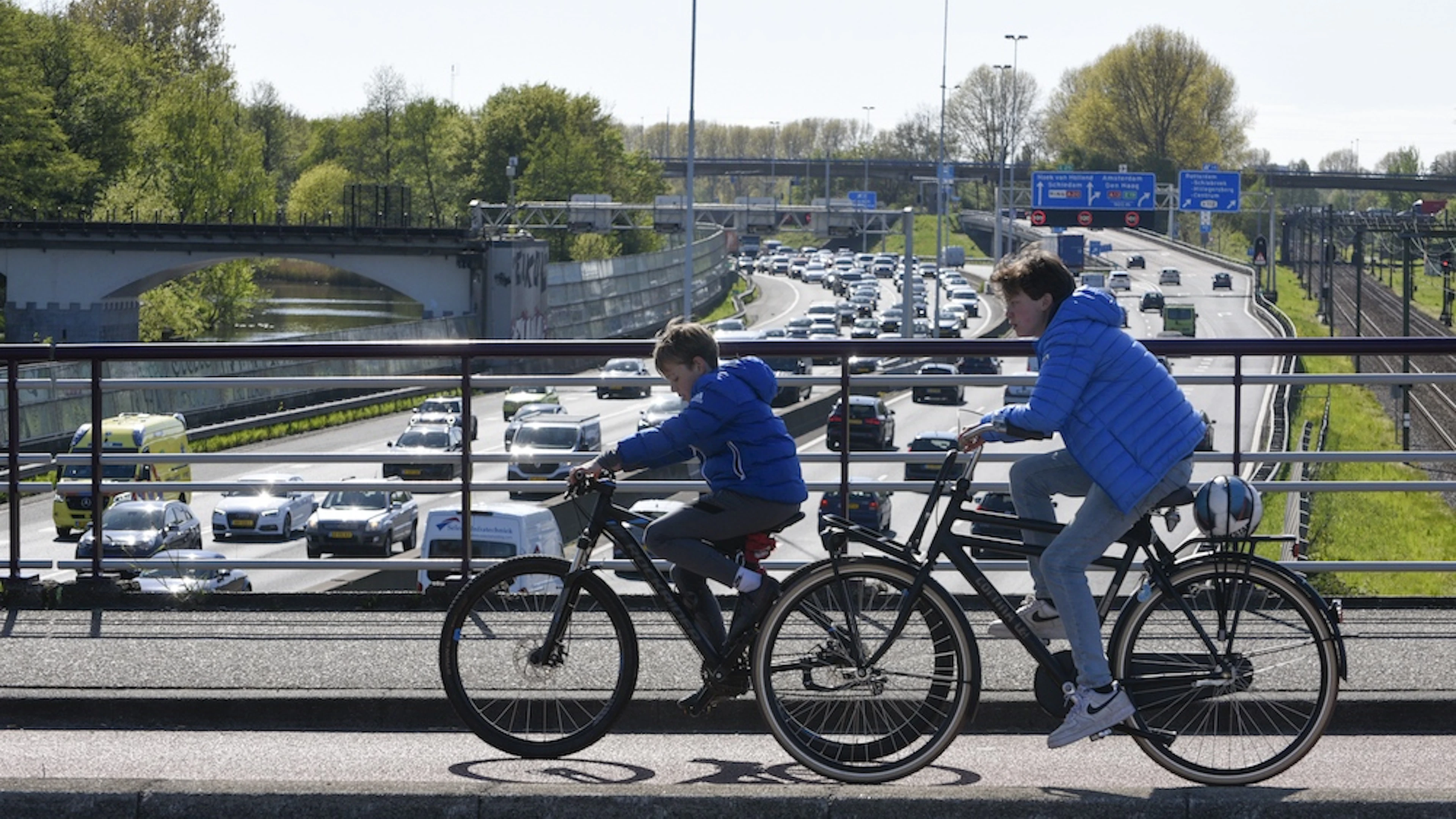Leidt blootstelling aan fijnstof tot slechtere schoolprestaties?
