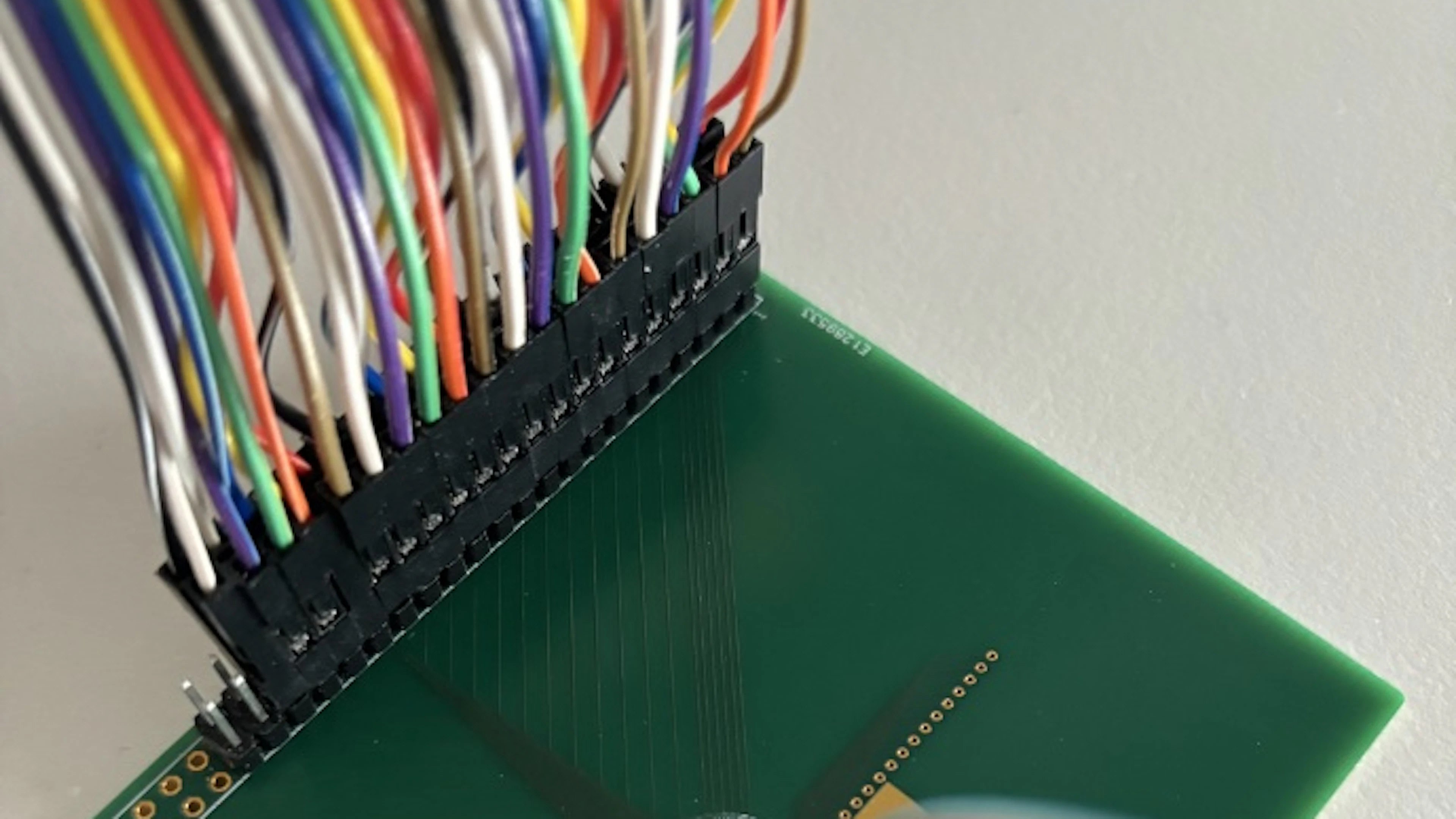 Fotonica: straalt er binnenkort ook licht in jouw computer?