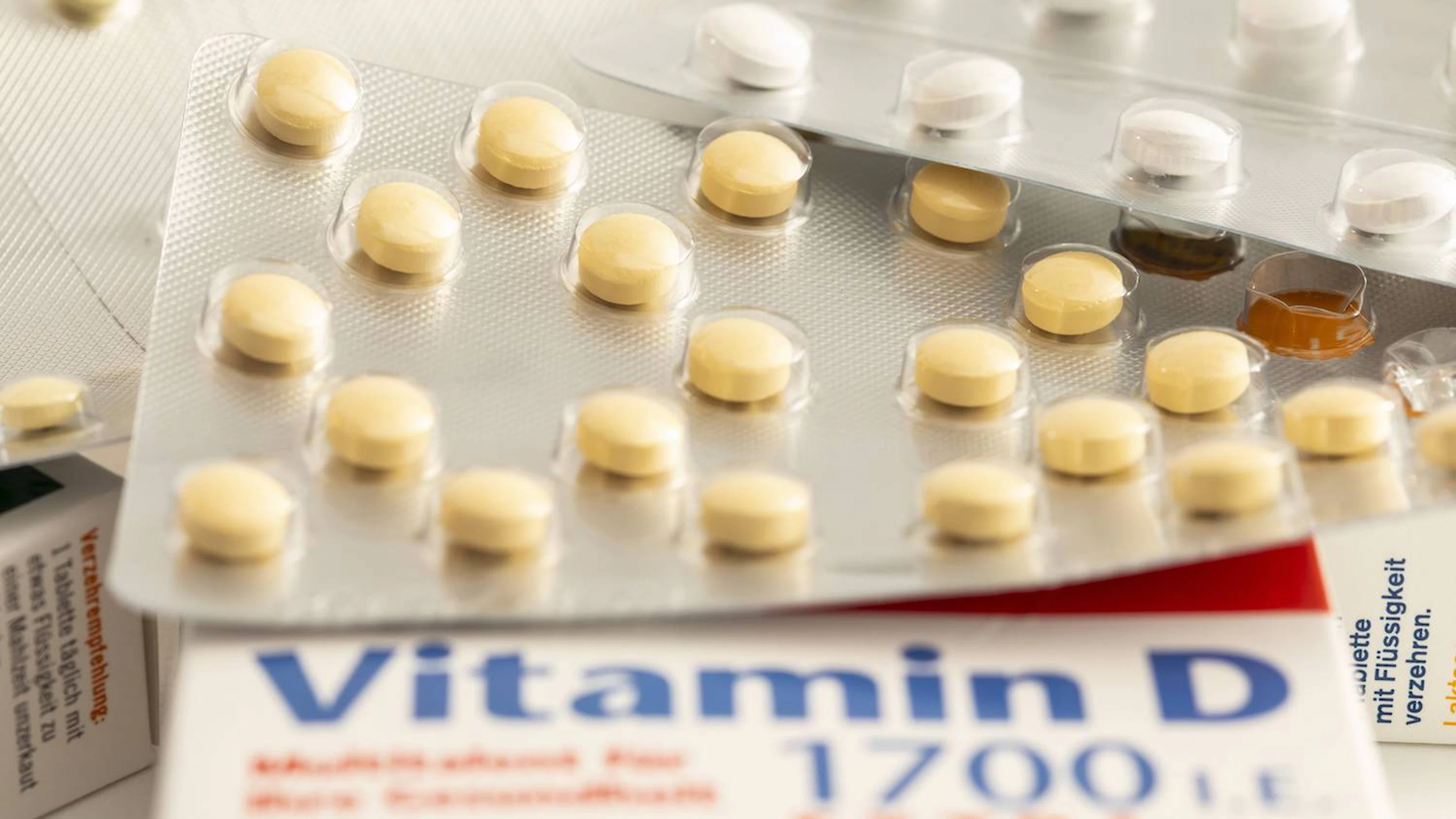 Moet 8 op 10 Vlamingen vitamine D-supplementen slikken?
