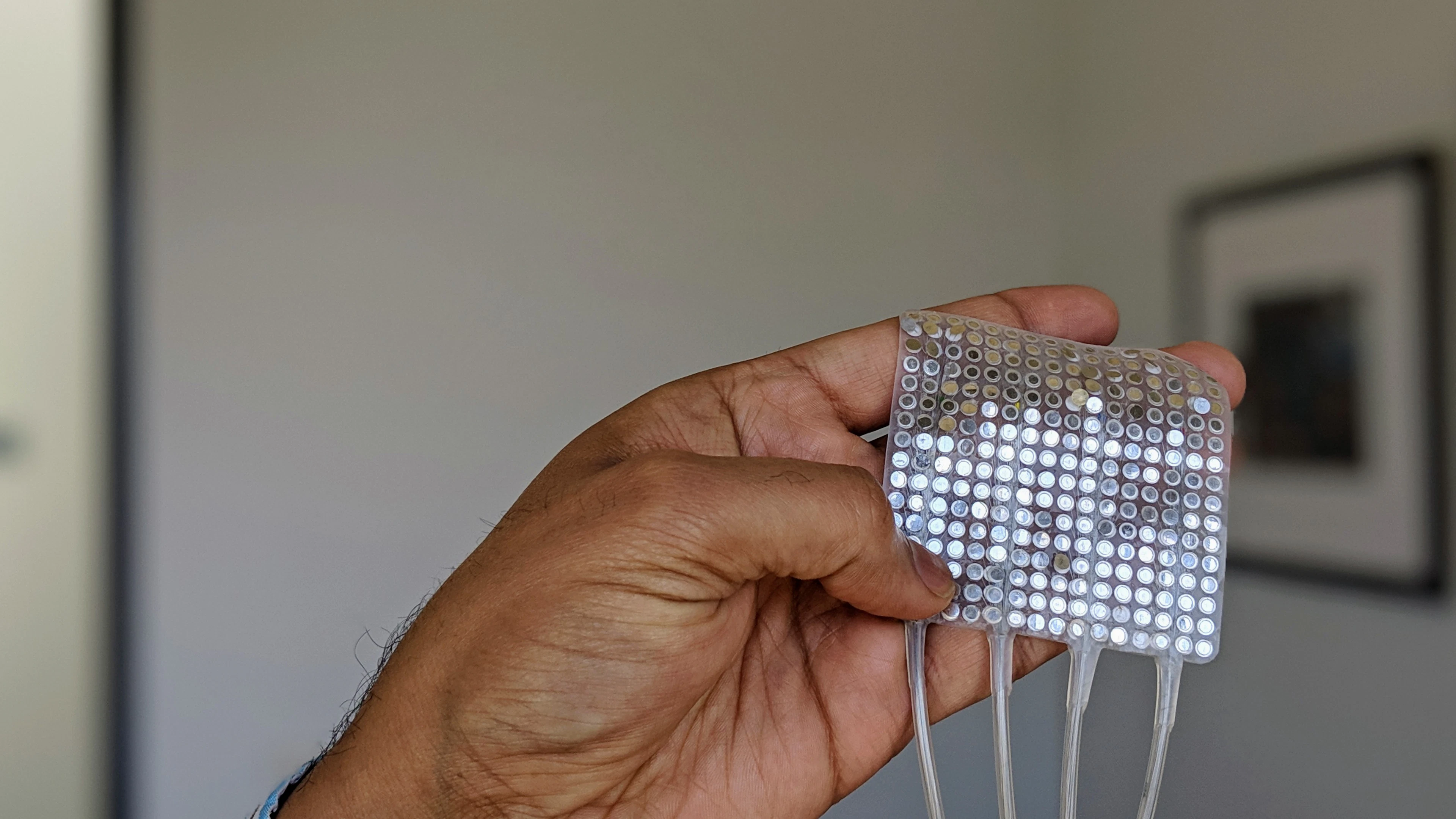 Artificiële intelligentie zet hersensignalen om in spraak