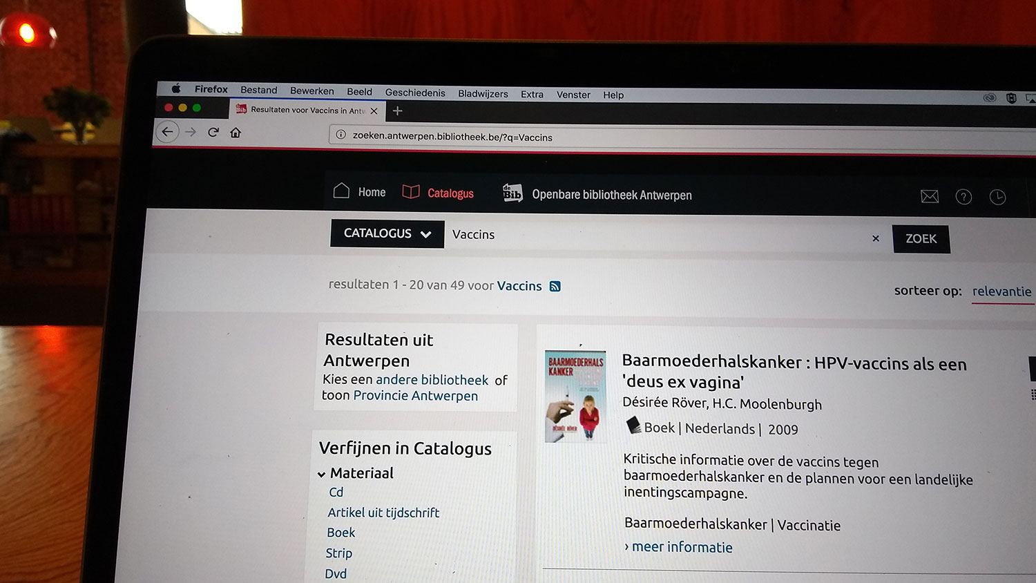 'Bibliotheken mogen geen leugens helpen verspreiden’