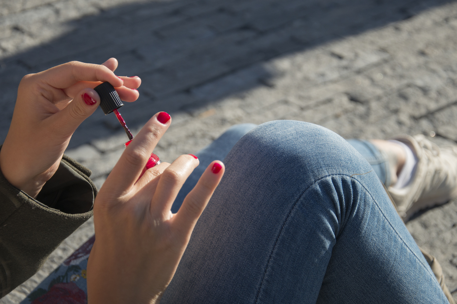 Zijn tatoeages, nagellak en granola gevaarlijk?