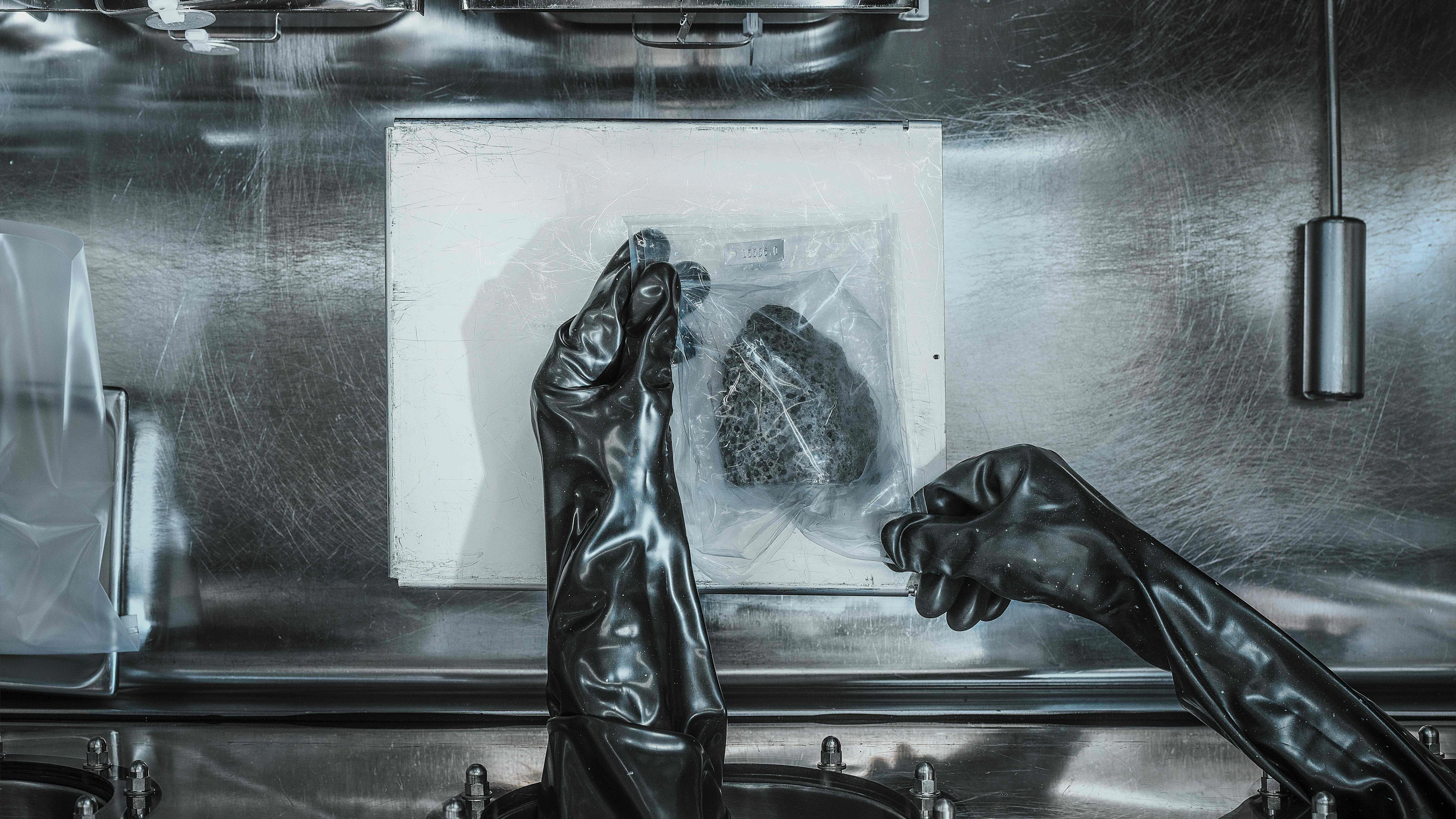 Alles wat we weten over de maan danken we aan maanstenen