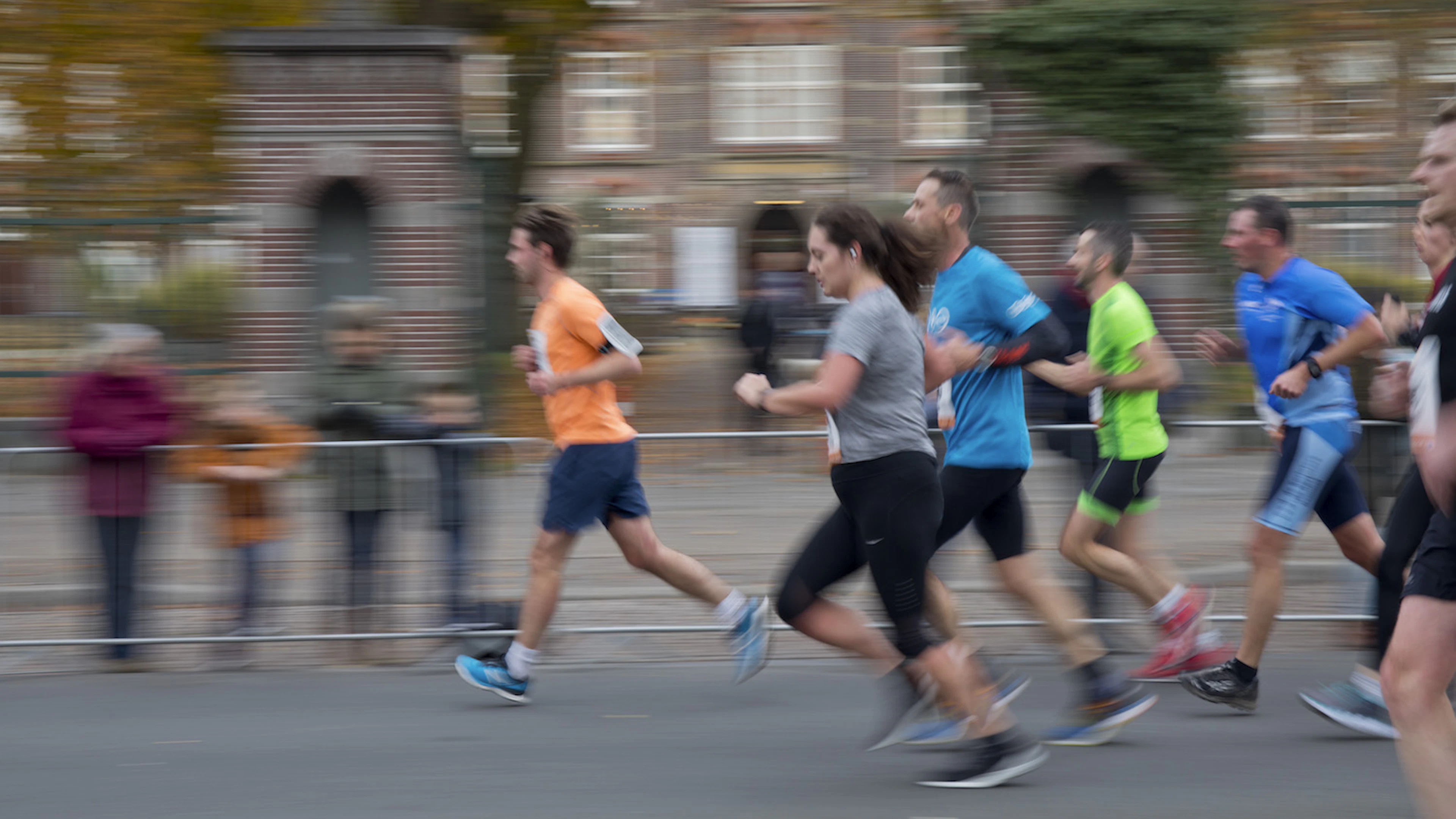 Een eerste marathon draait de klok terug