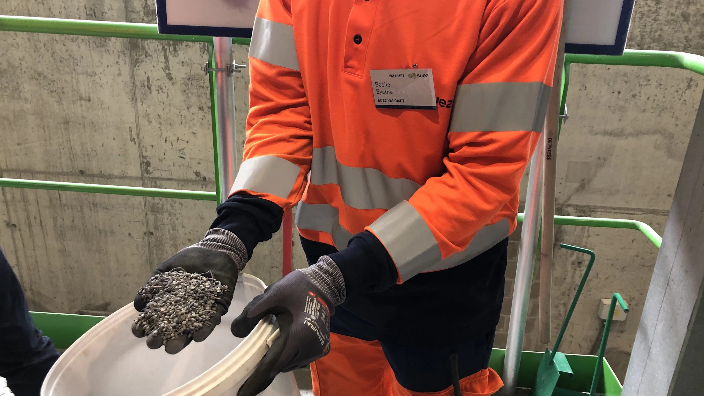 Deze bodemassen bevatten minuscule metaaldeeltjes. Gentse havensite recyclet metaaldeeltjes uit restafval