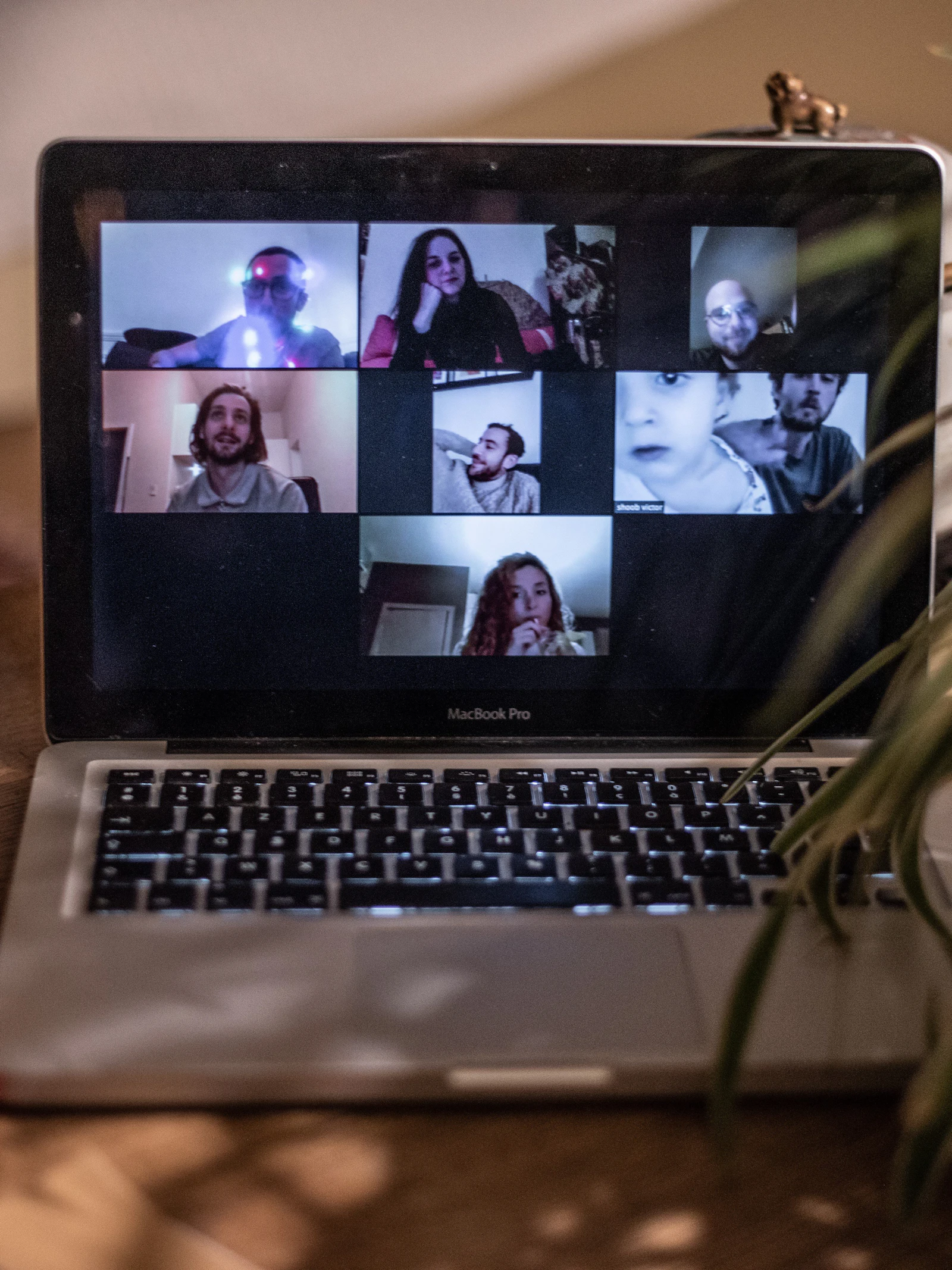 ‘Fysiek contact verliezen is het schadelijkst voor jongeren’