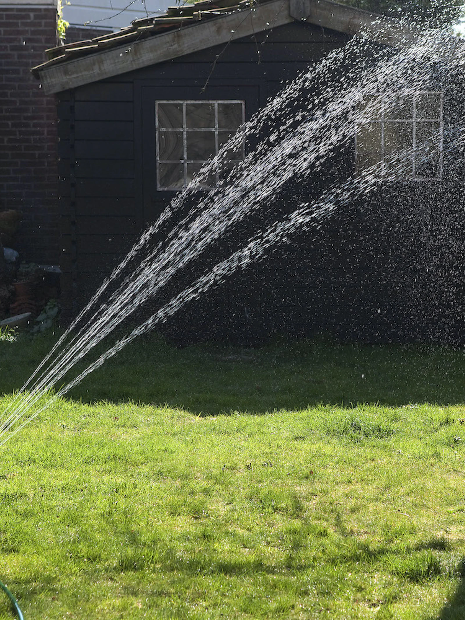 Illegale grondwaterwinning bemoeilijkt strijd tegen droogte
