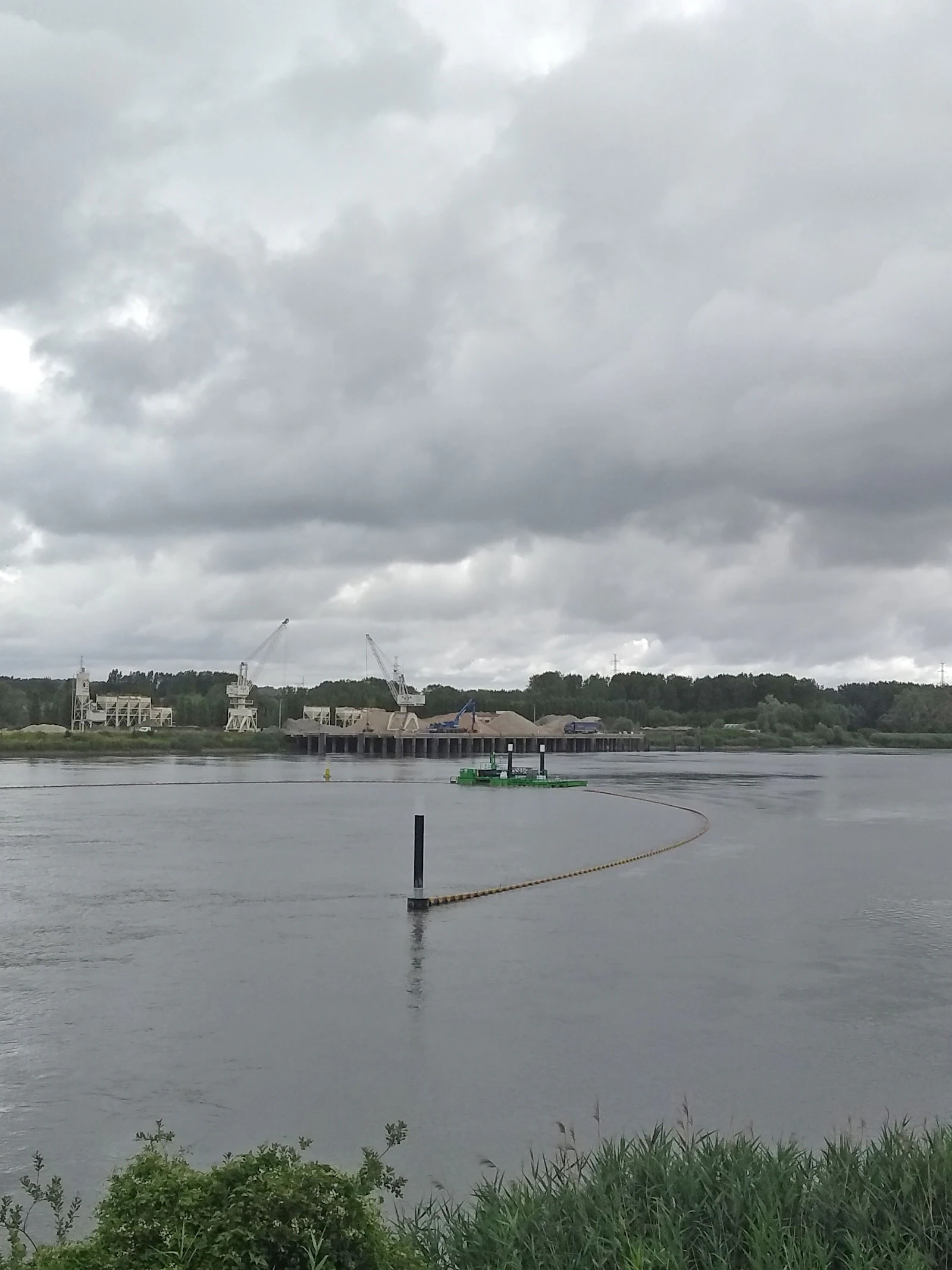 Intelligente plasticvanger op de Schelde