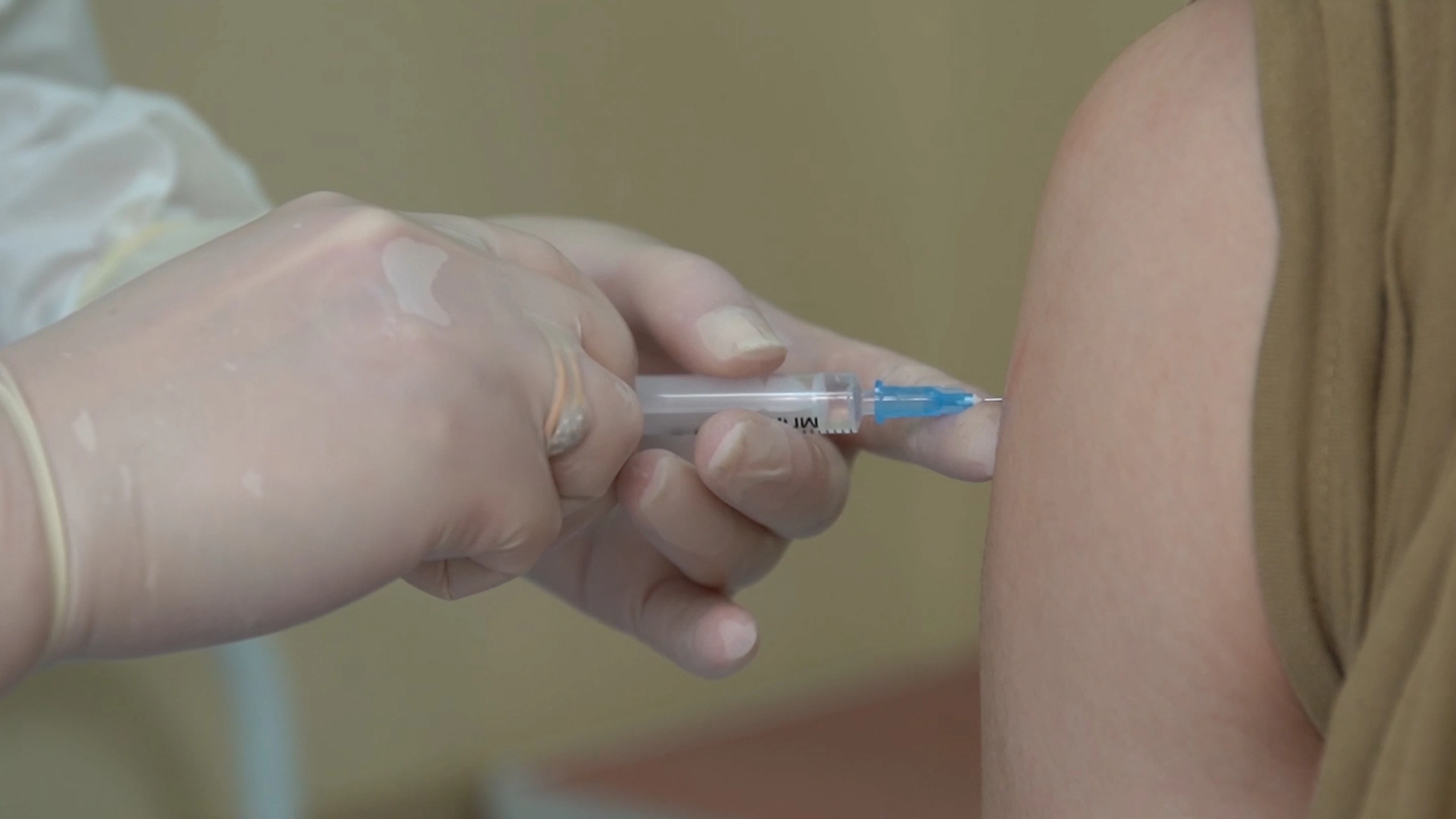 Stel dat het vaccin tegen het coronavirus er is, wie krijgt het dan het eerst?