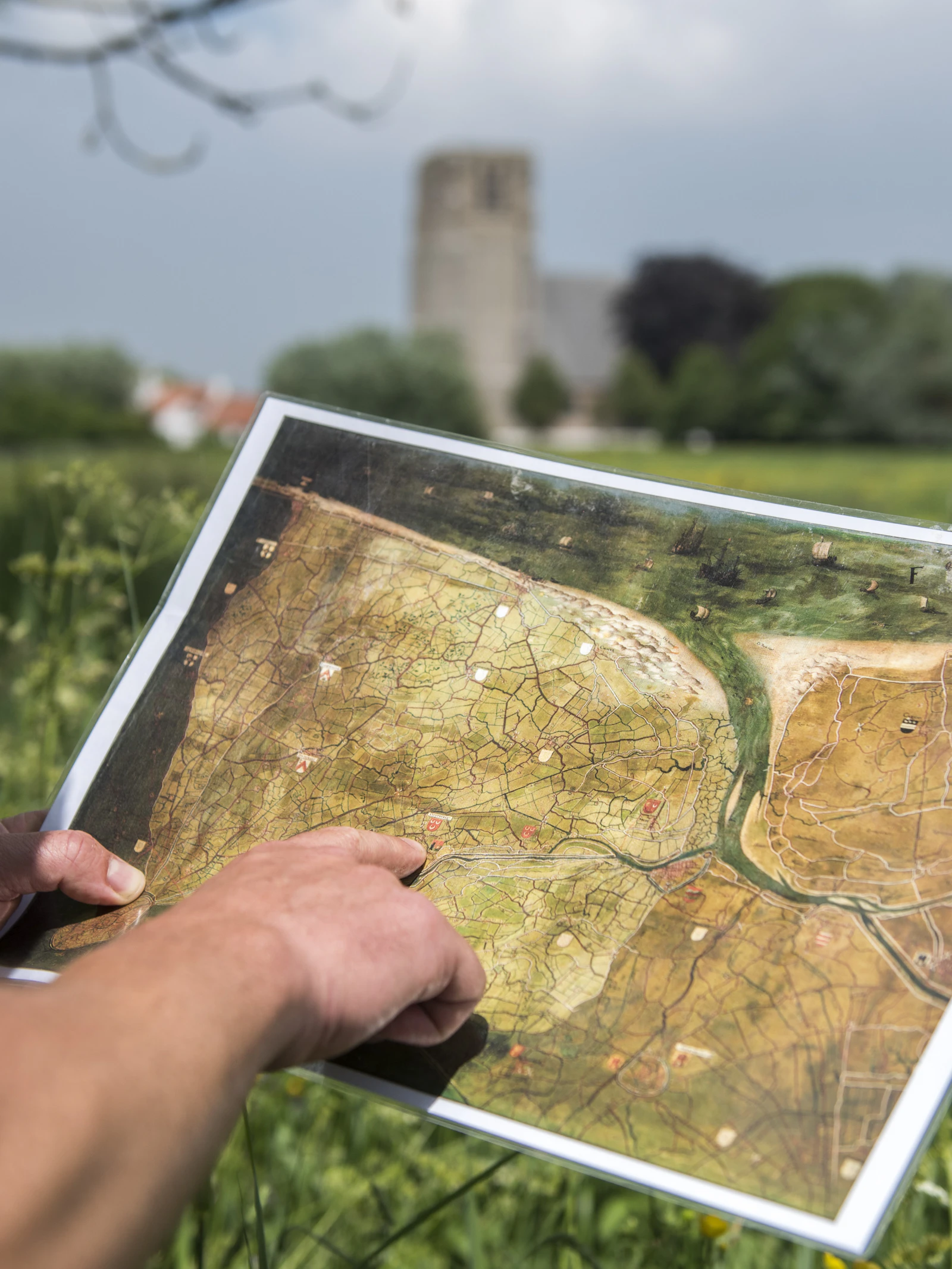 Wandelen en fietsen met een gps uit de middeleeuwen