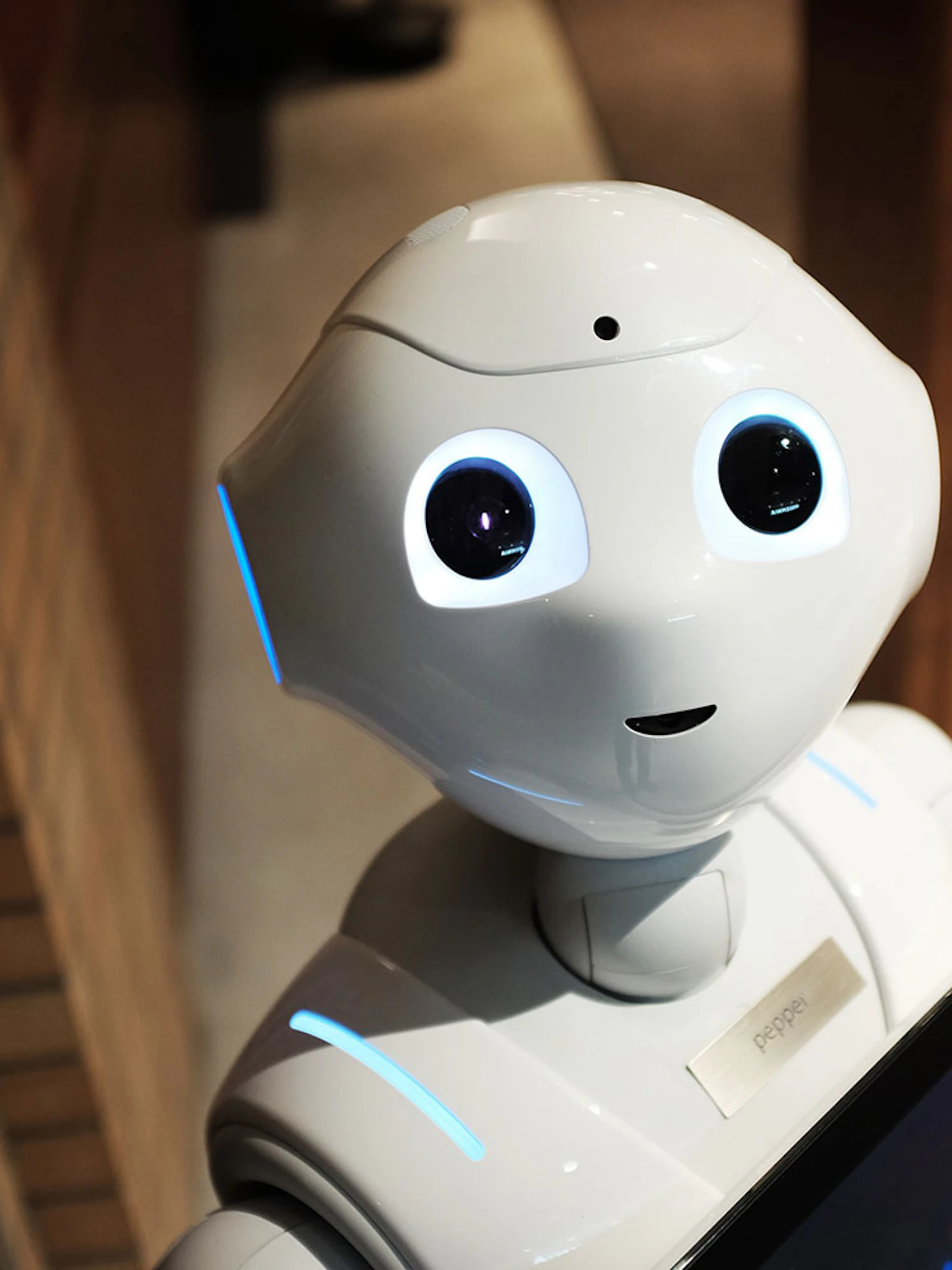 Waarom zijn robots meestal wit?