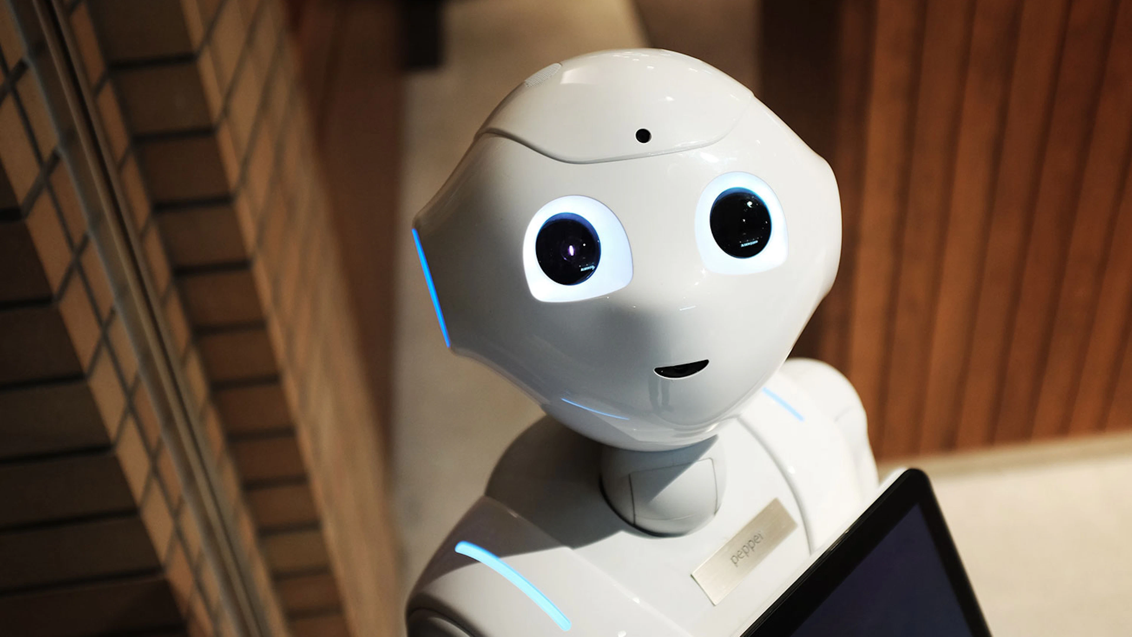 Waarom zijn robots meestal wit?