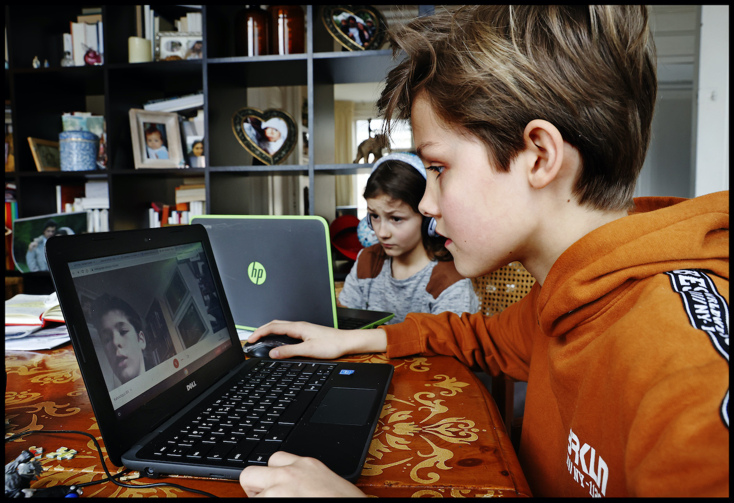'We moeten naar een mix van fysiek en afstandsonderwijs'