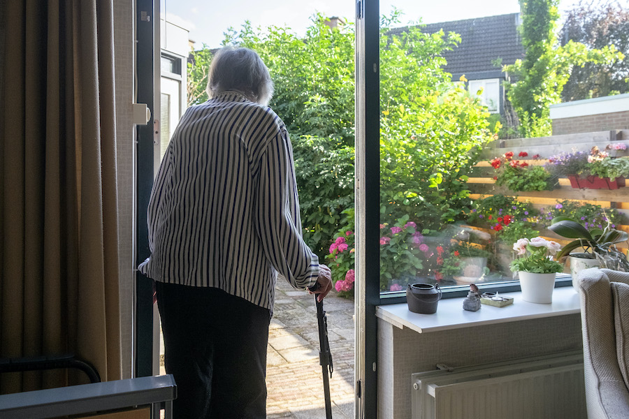 Mensen met dementie slikken te veel medicijnen