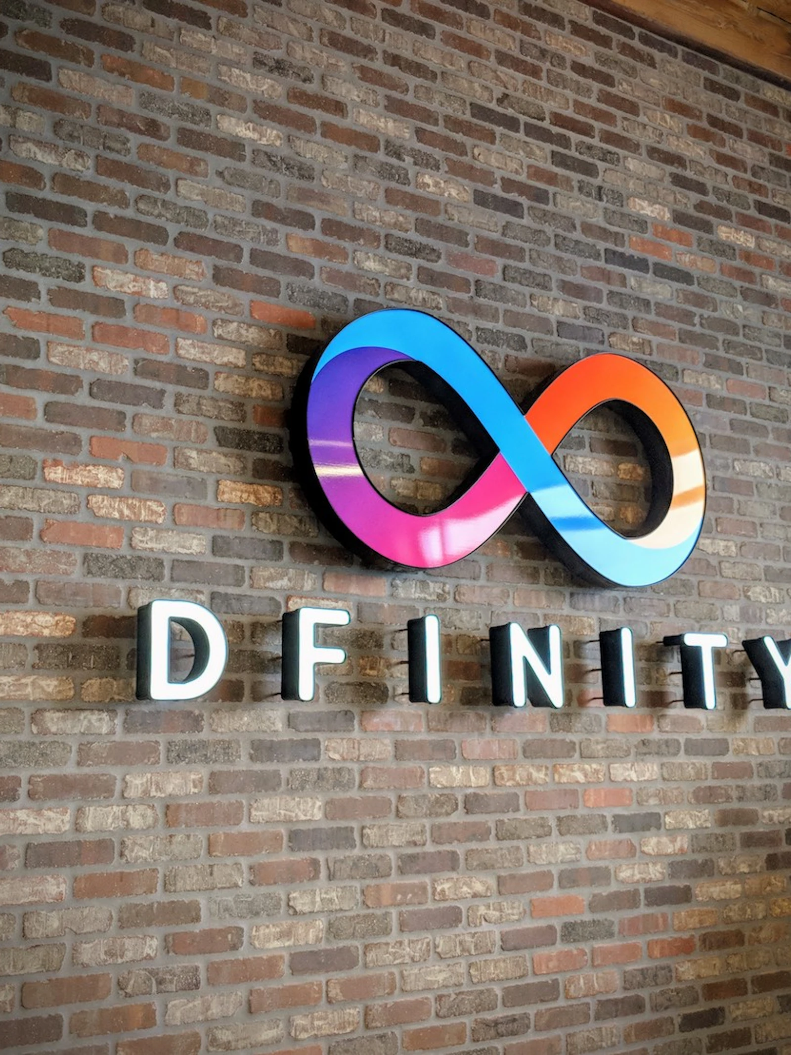 Hoe Dfinity het internet wil bevrijden