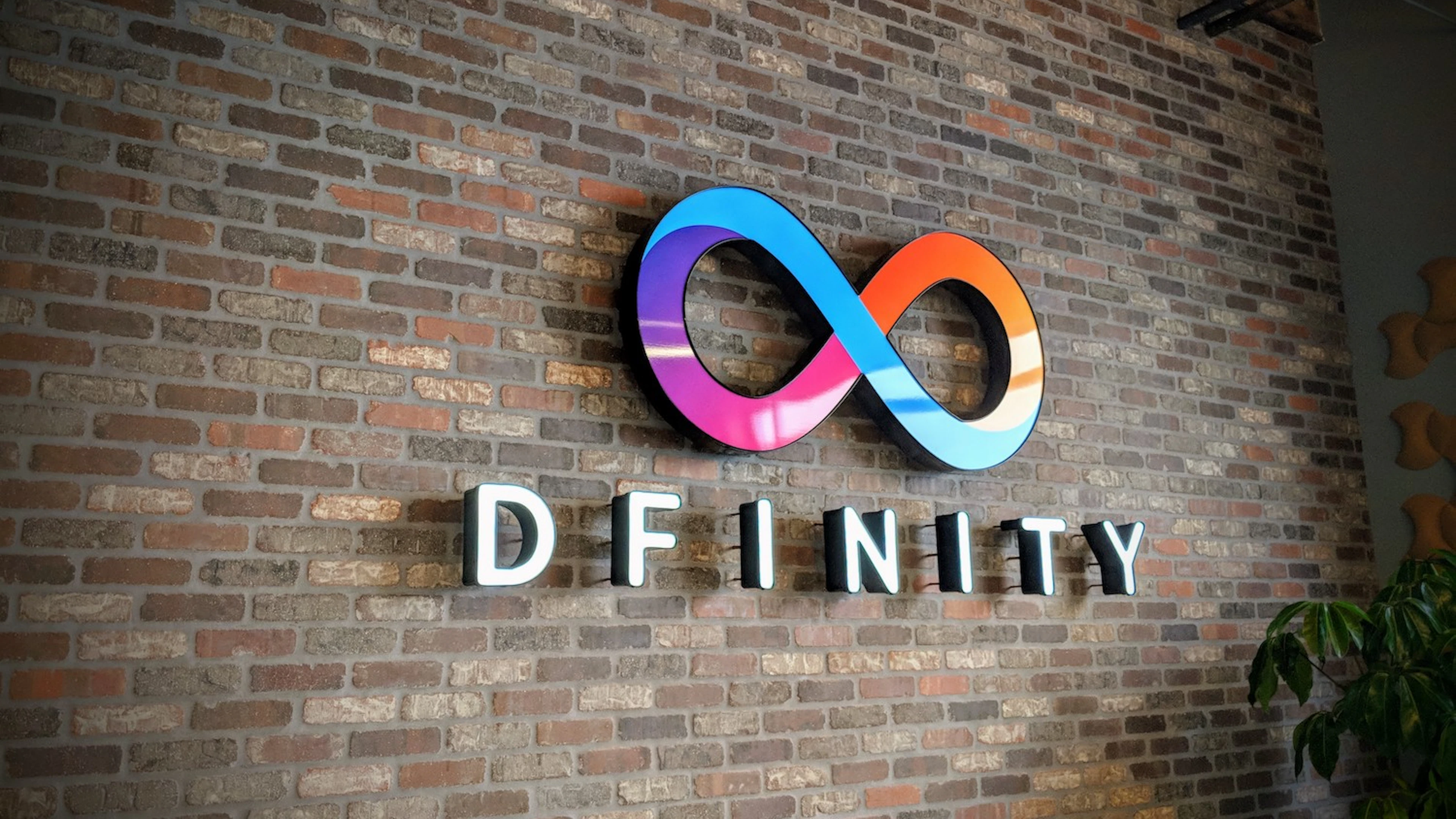 Hoe Dfinity het internet wil bevrijden