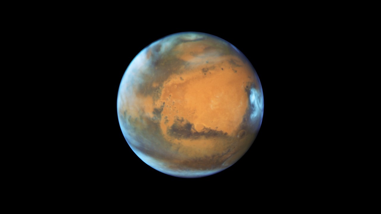Alle seinen op groen voor blik op rode planeet Mars
