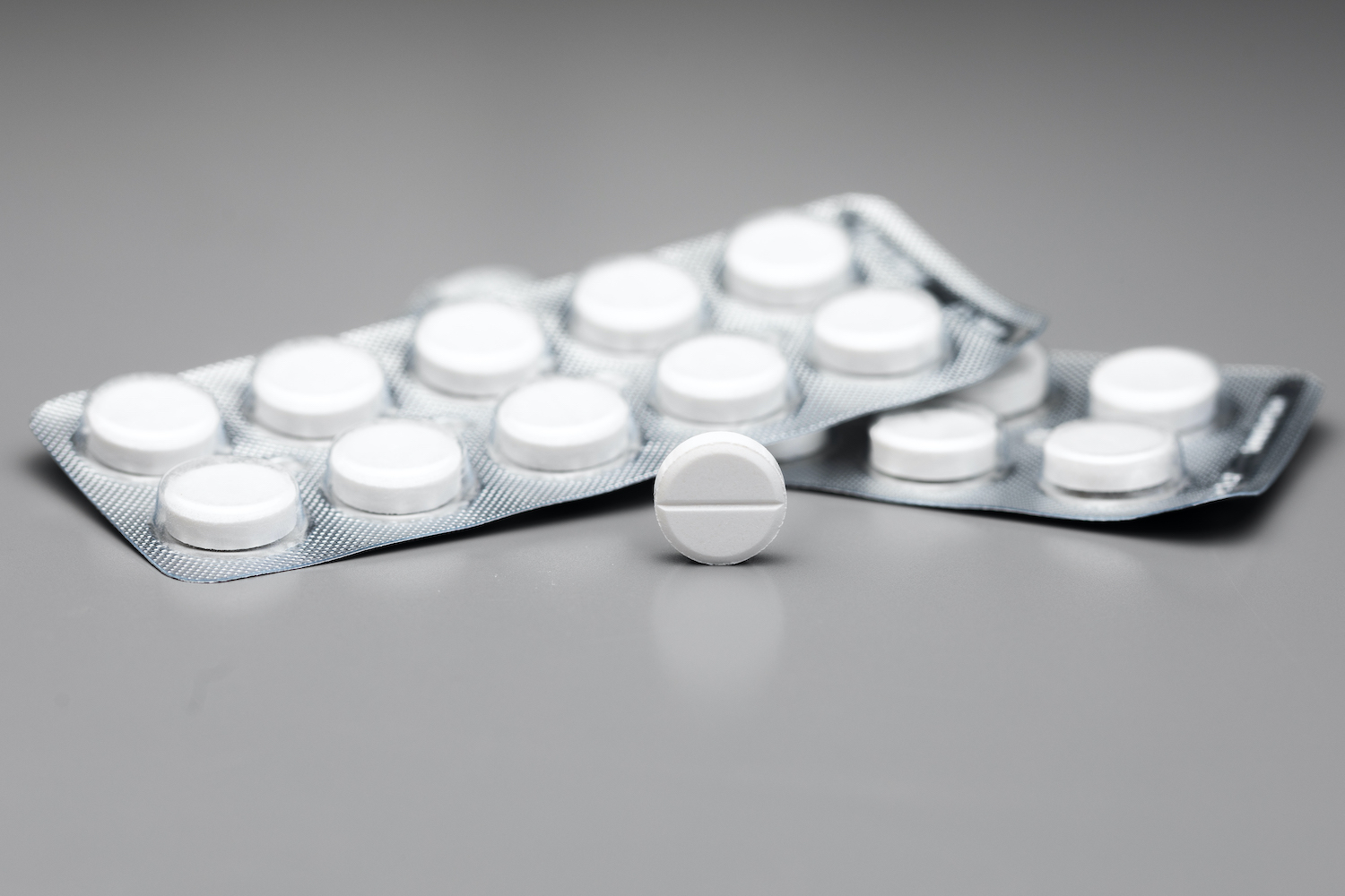 Paracetamol tijdens zwangerschap gelinkt aan veranderingen in hersenverbindingen