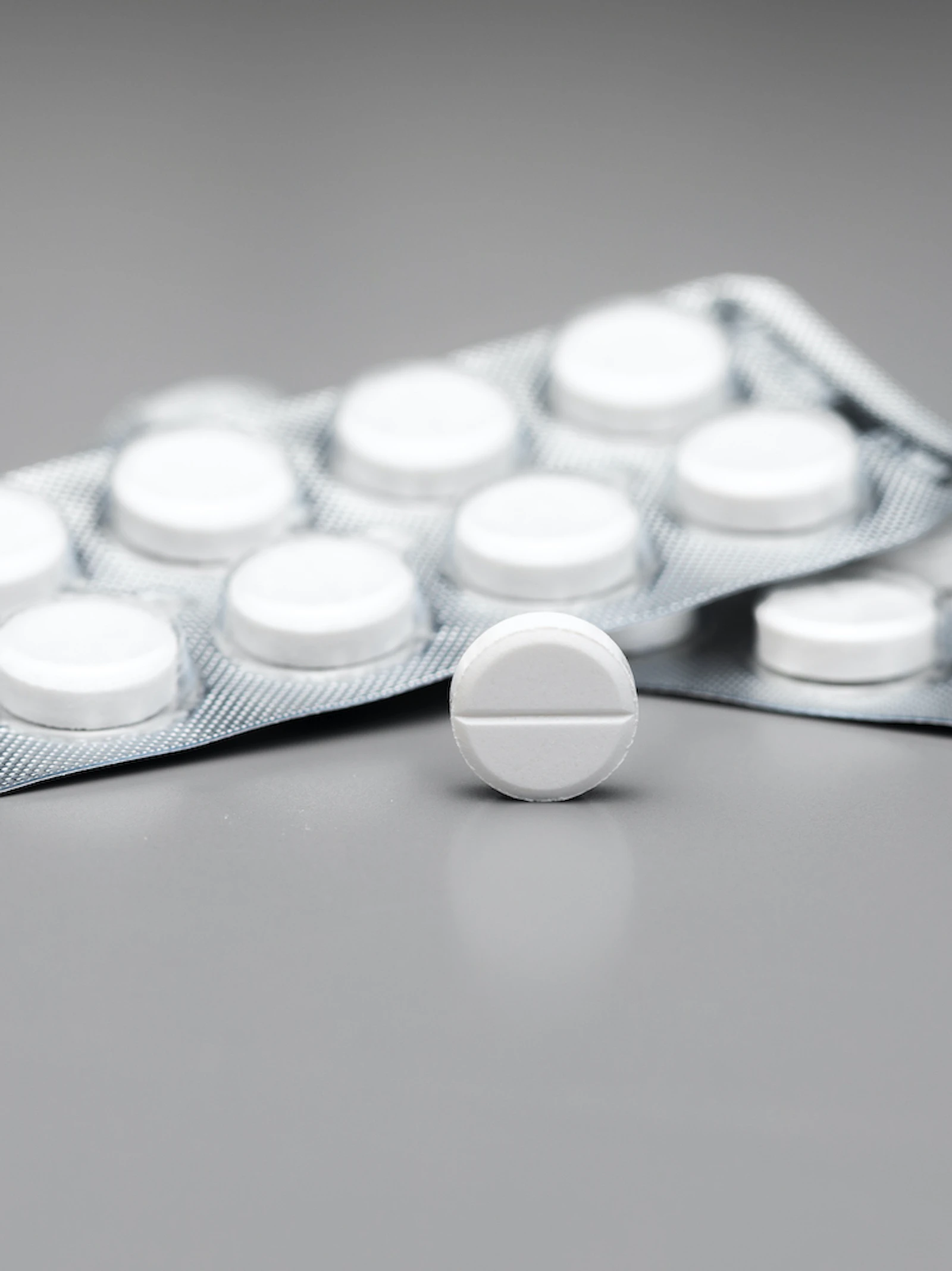 Paracetamol tijdens zwangerschap gelinkt aan veranderingen in hersenverbindingen