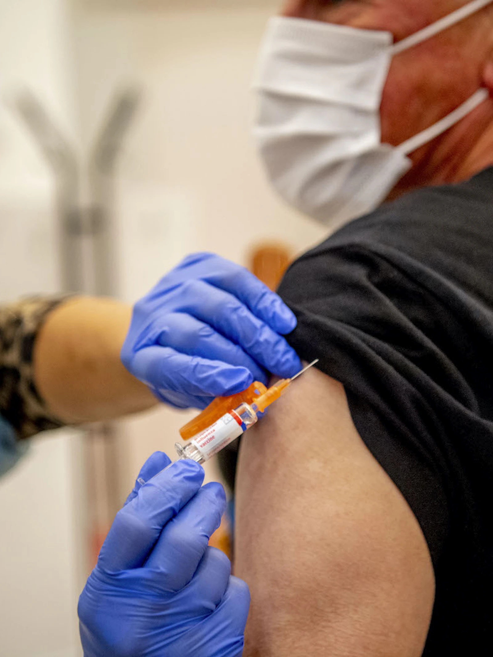 Waarom wordt de coronavaccinatie niet verplicht?