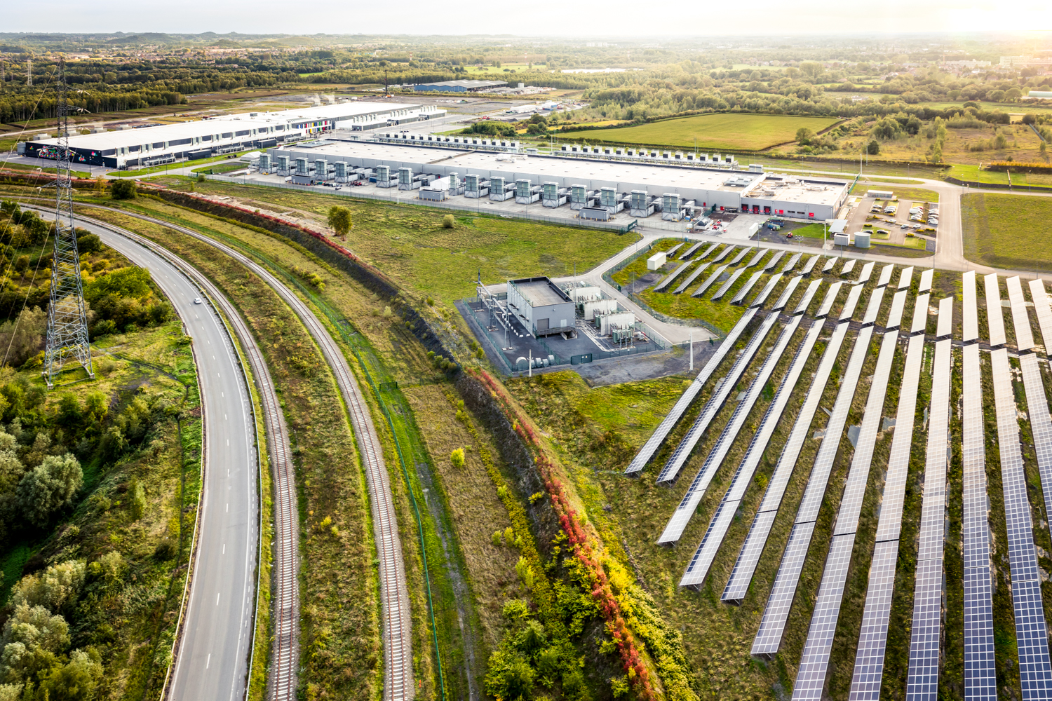 Hoe maken we datacenters tegelijk groter en zuiniger?