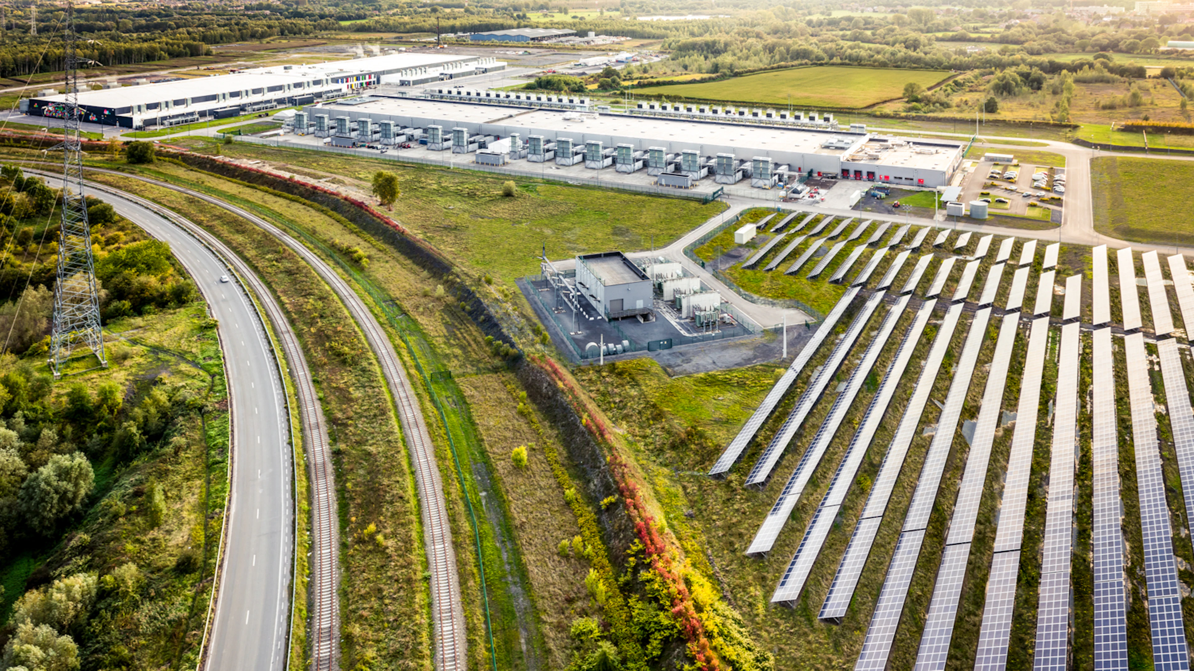 Hoe maken we datacenters tegelijk groter en zuiniger?