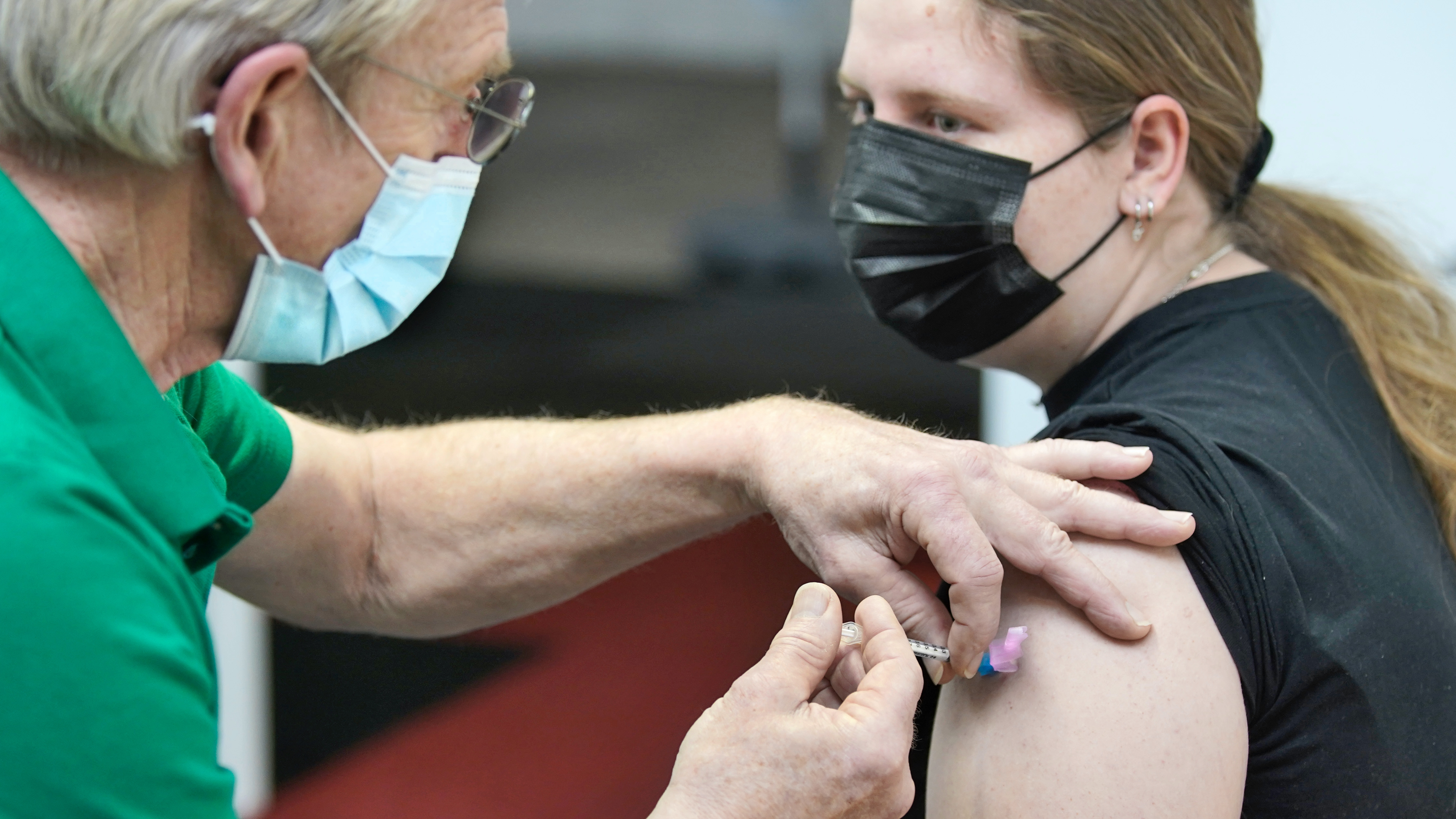Coronavaccins maken vrouwen niet onvruchtbaar