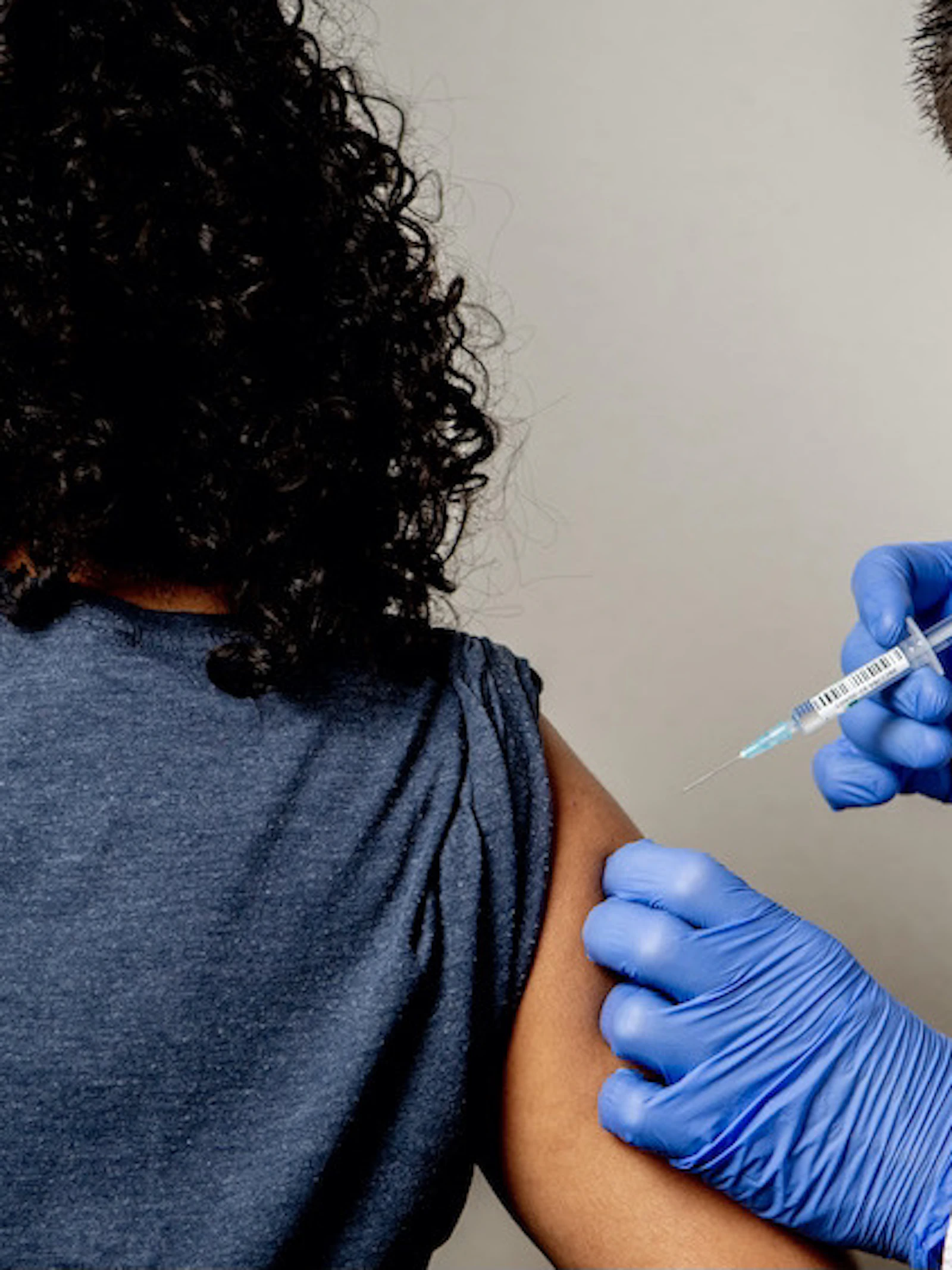 Vijf redenen waarom RNA-vaccins ons DNA niet veranderen