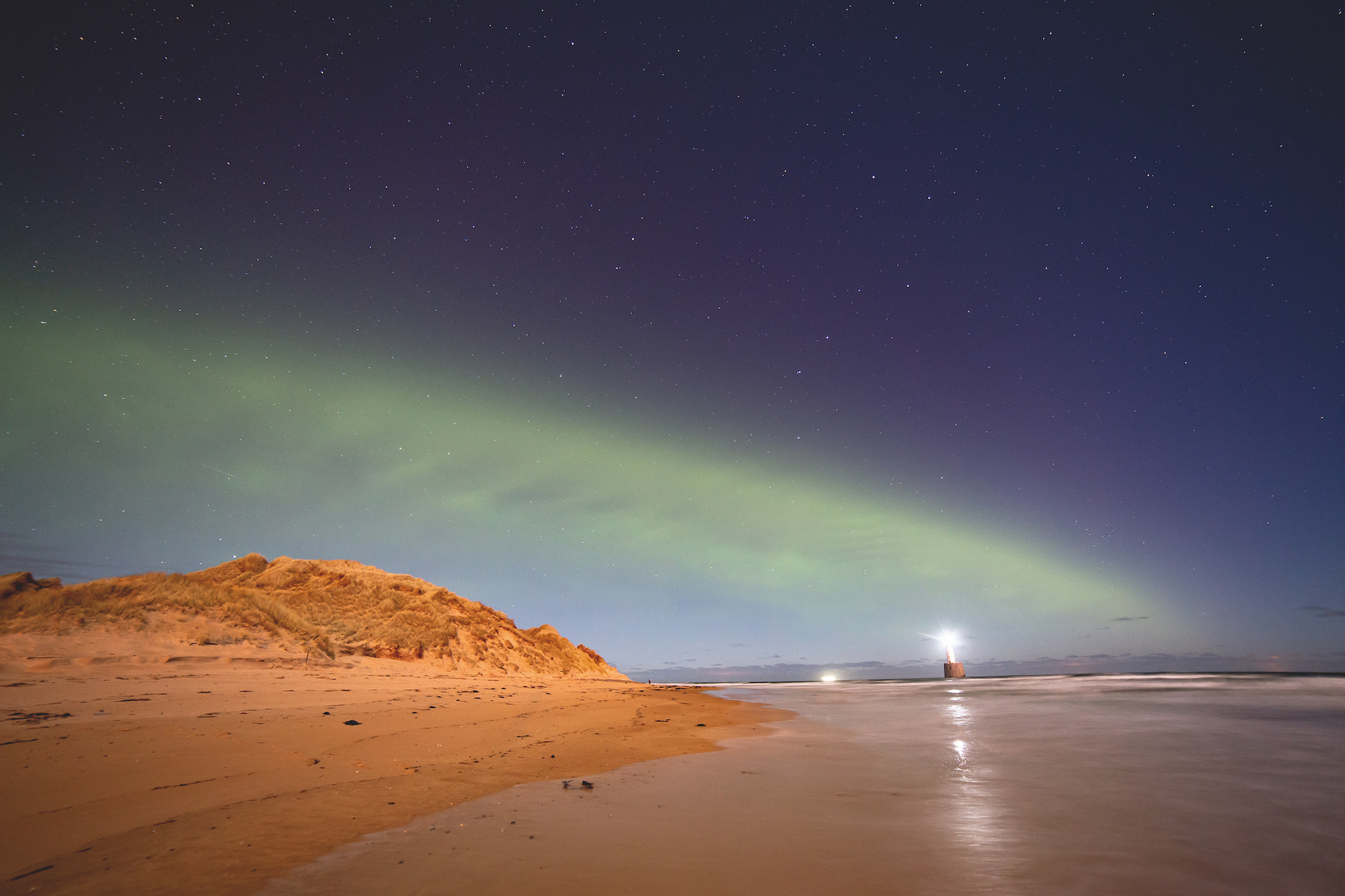 Lichtgevende 'zandduinen' zijn zeldzame variant van het noorderlicht