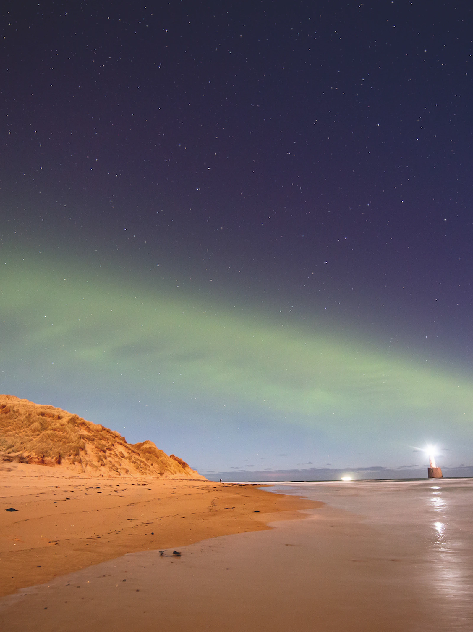Lichtgevende 'zandduinen' zijn zeldzame variant van het noorderlicht