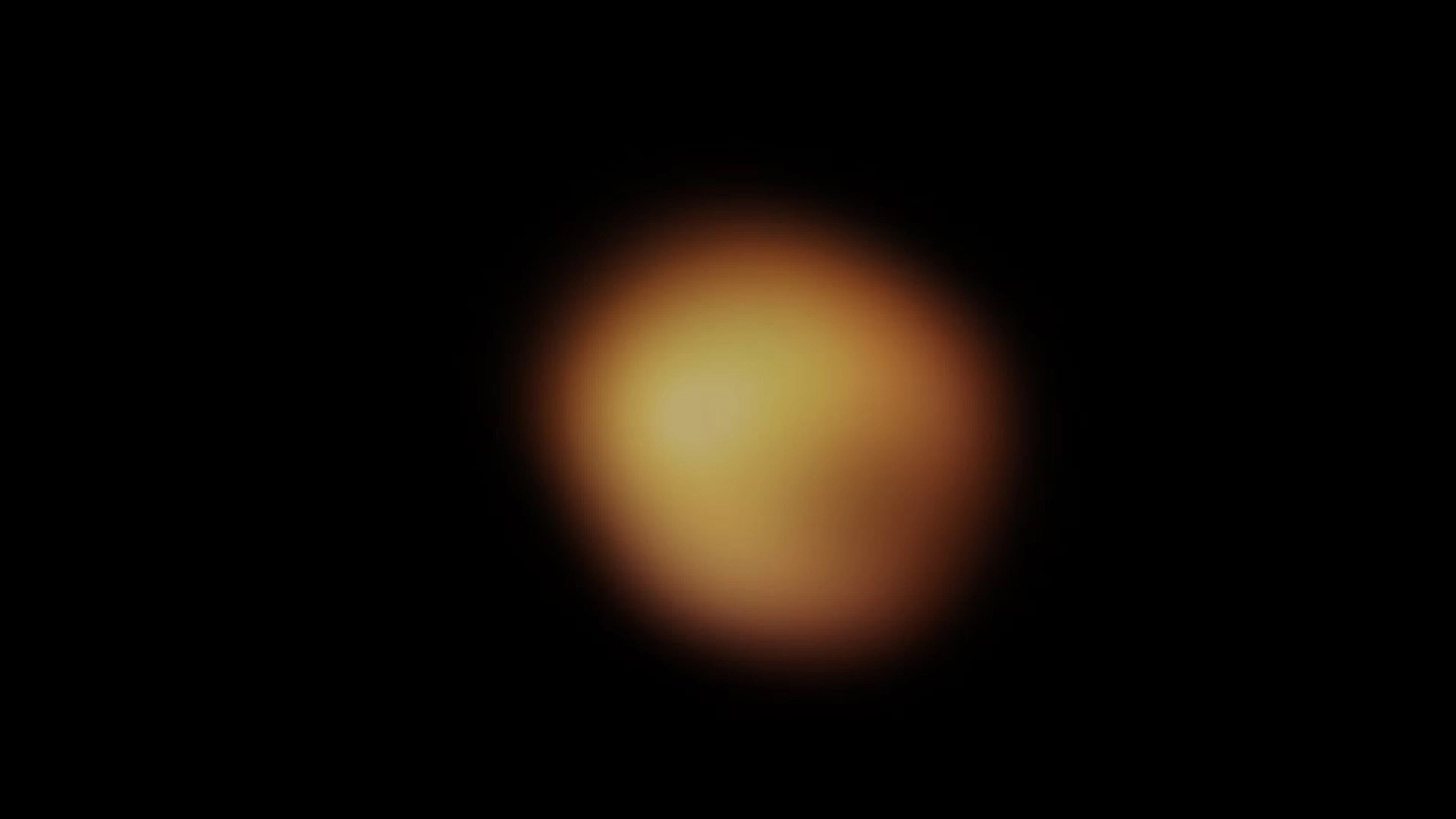 Leuvense astronomen verklaren helderheidsdip van reuzenster Betelgeuze