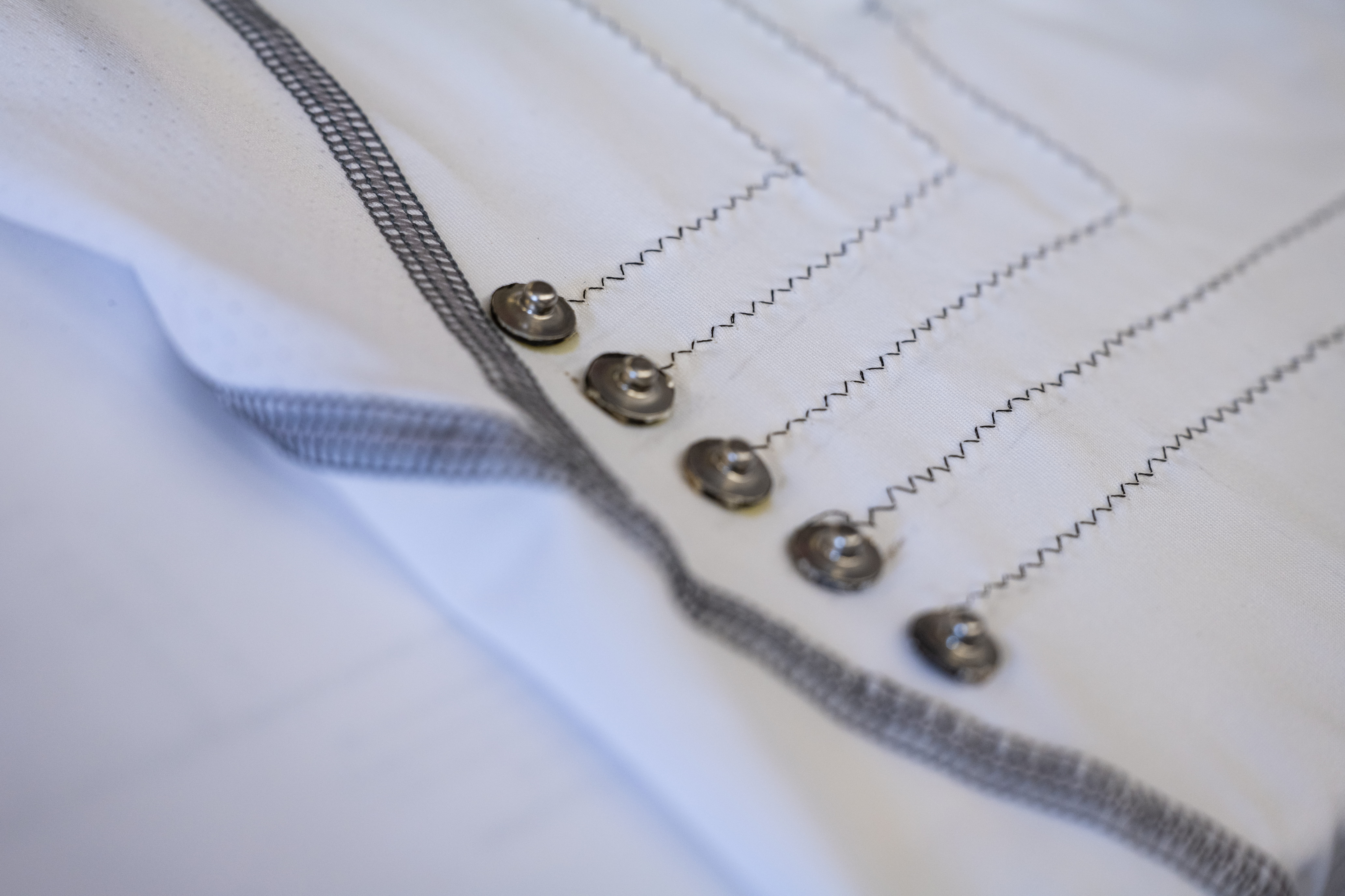 ‘Slim shirt’ houdt het hart in de gaten