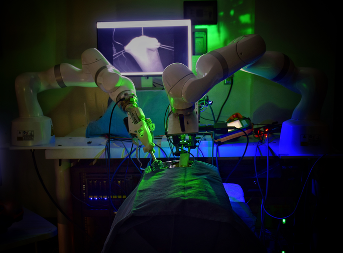 Robotchirurg opereert zonder menselijke hulp