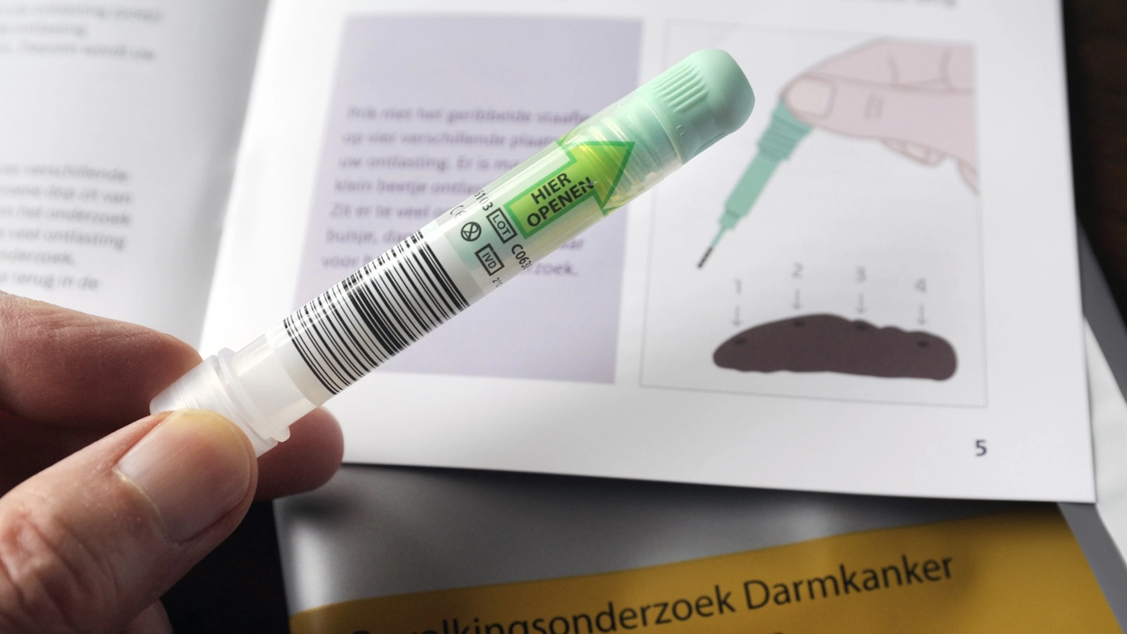 Vroege opsporing van dikkedarmkanker redt levens, maar weinig mensen doen mee met screening