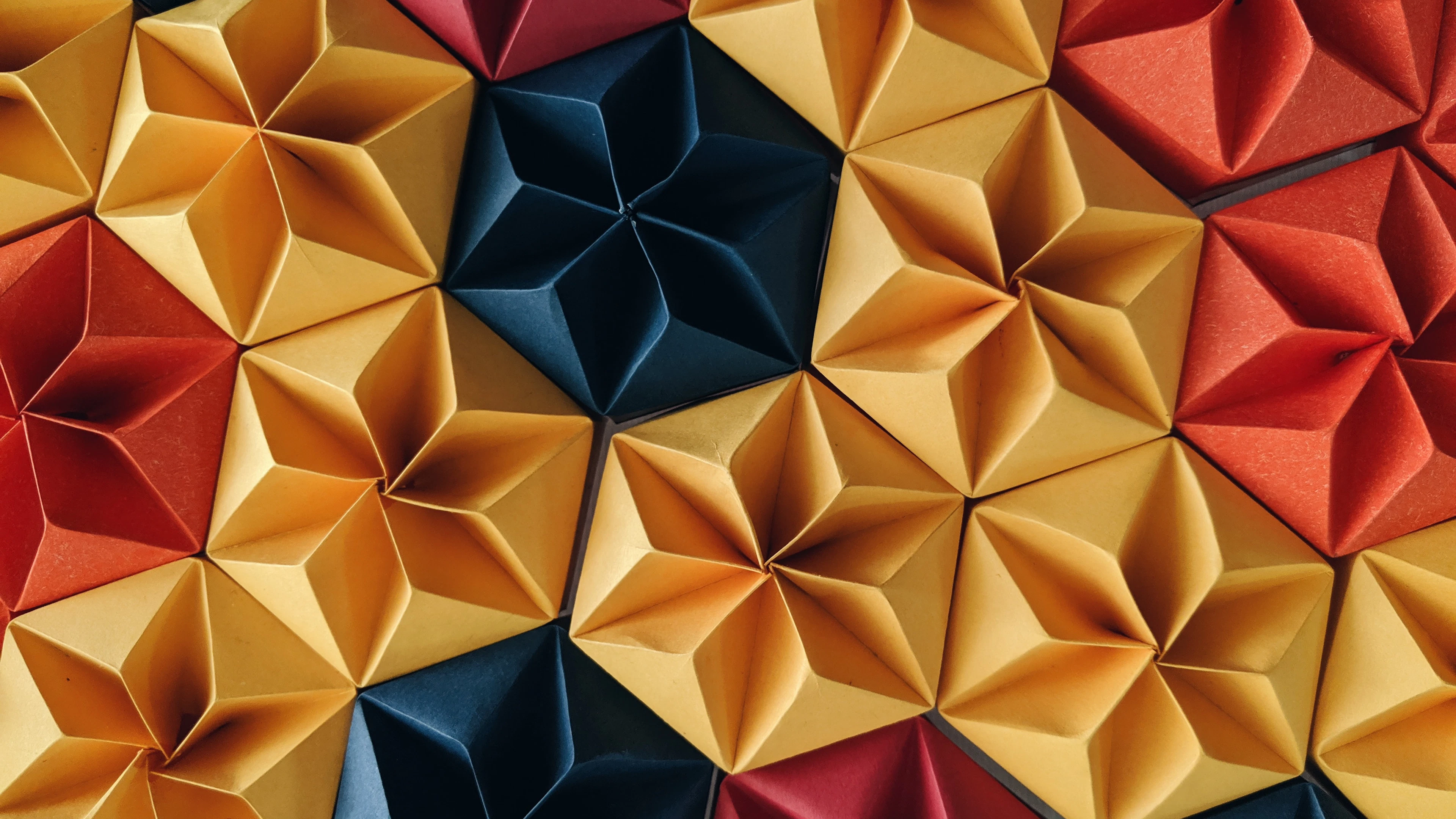 Hoe wiskunde en origami elkaar naar nieuwe hoogtes stuwen