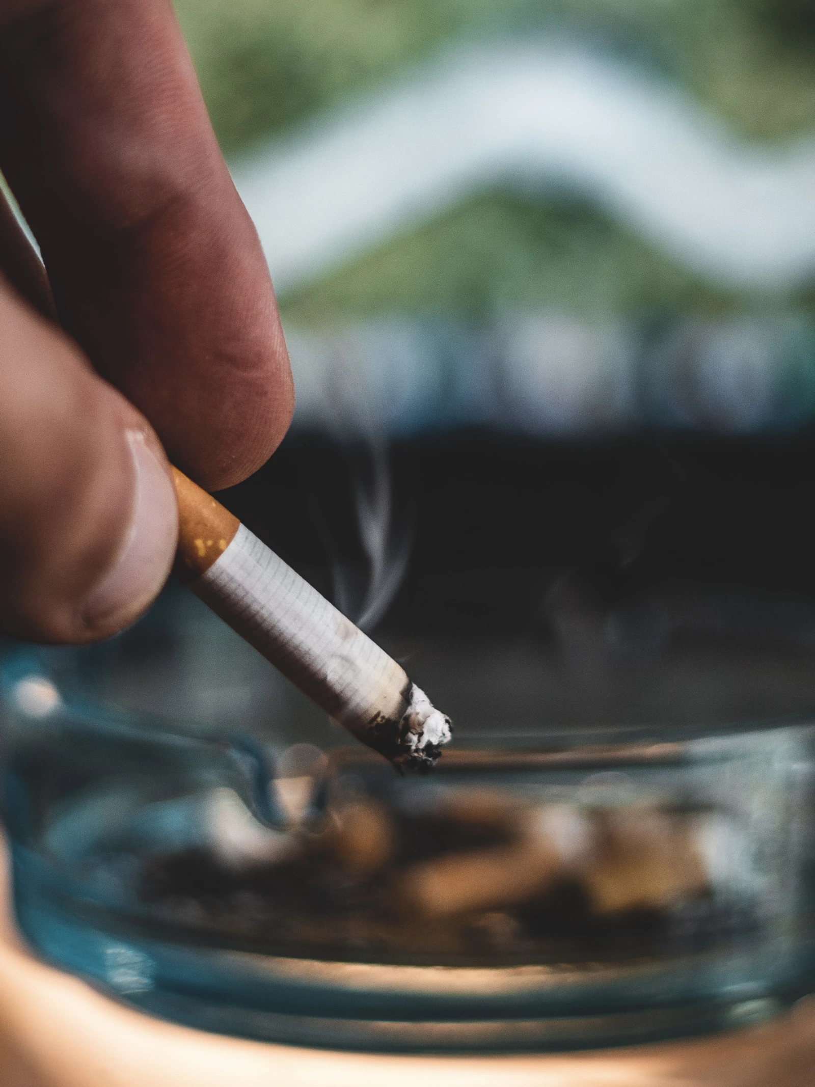 Stoppen met roken doe je het best voor je 35
