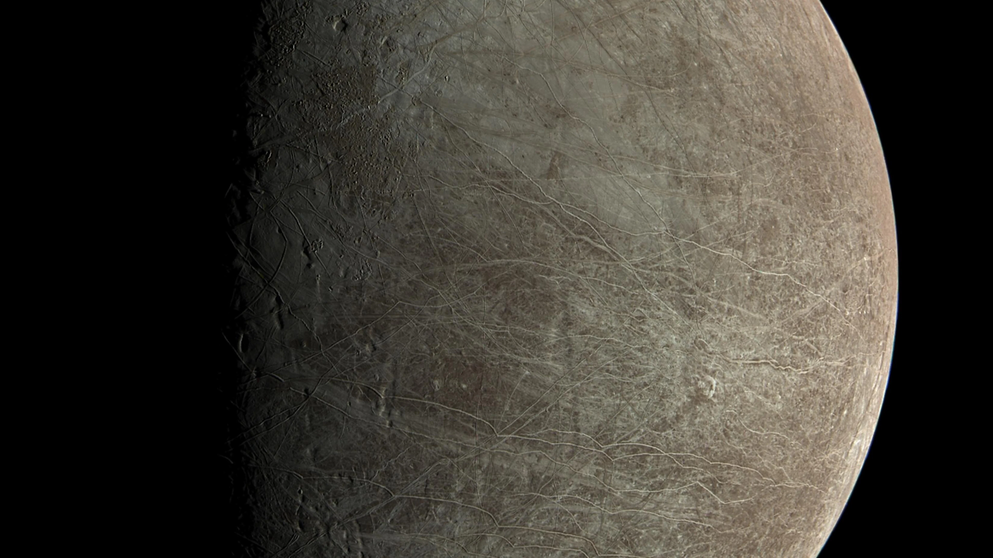 IJswereld Europa is net een kosmische biljartbal