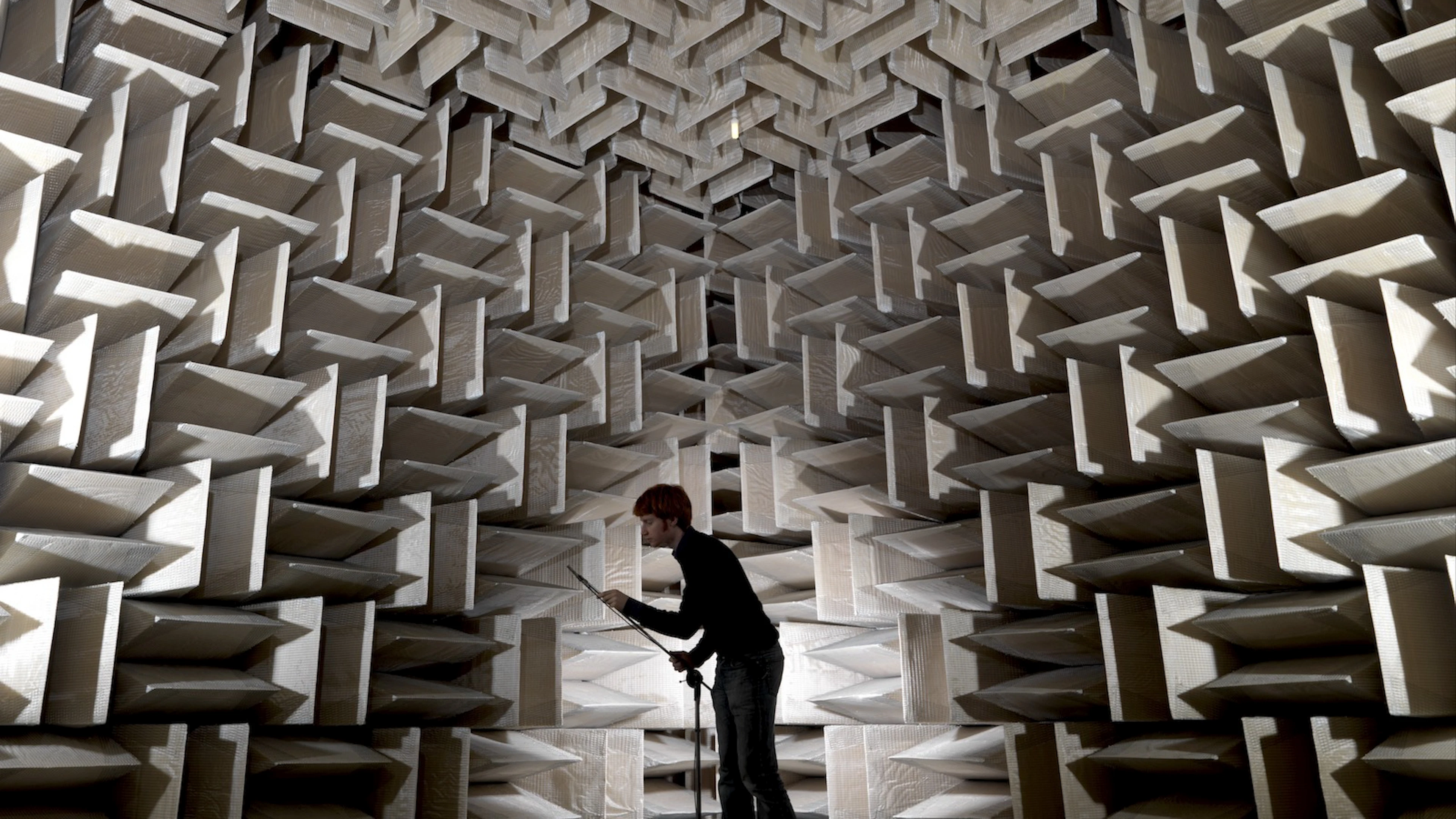 Van eierkartonnen tot metamaterialen: de zoektocht naar stilte