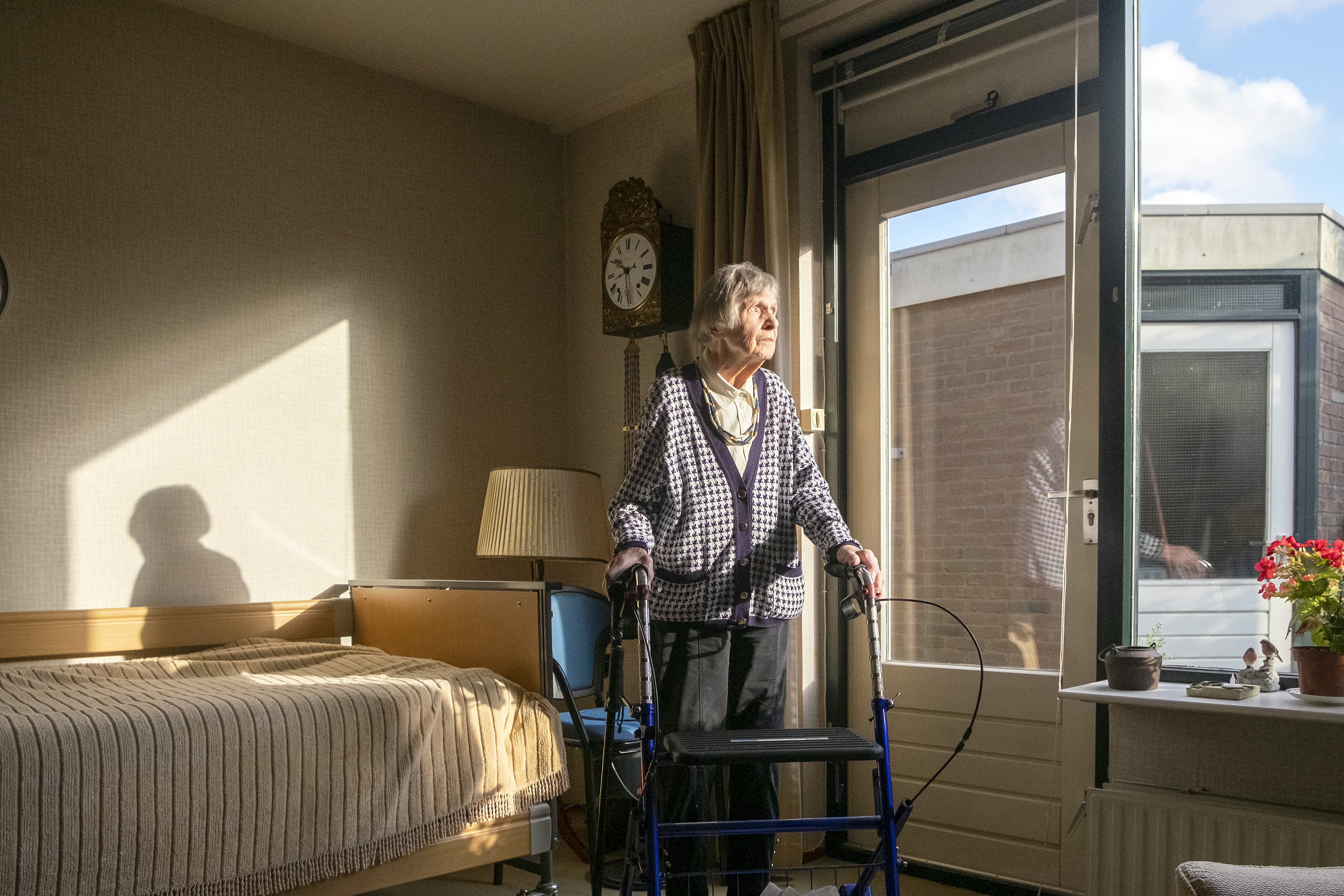 Akoestische stimulatie tijdens slaap verbetert mogelijk levenskwaliteit van alzheimerpatiënten