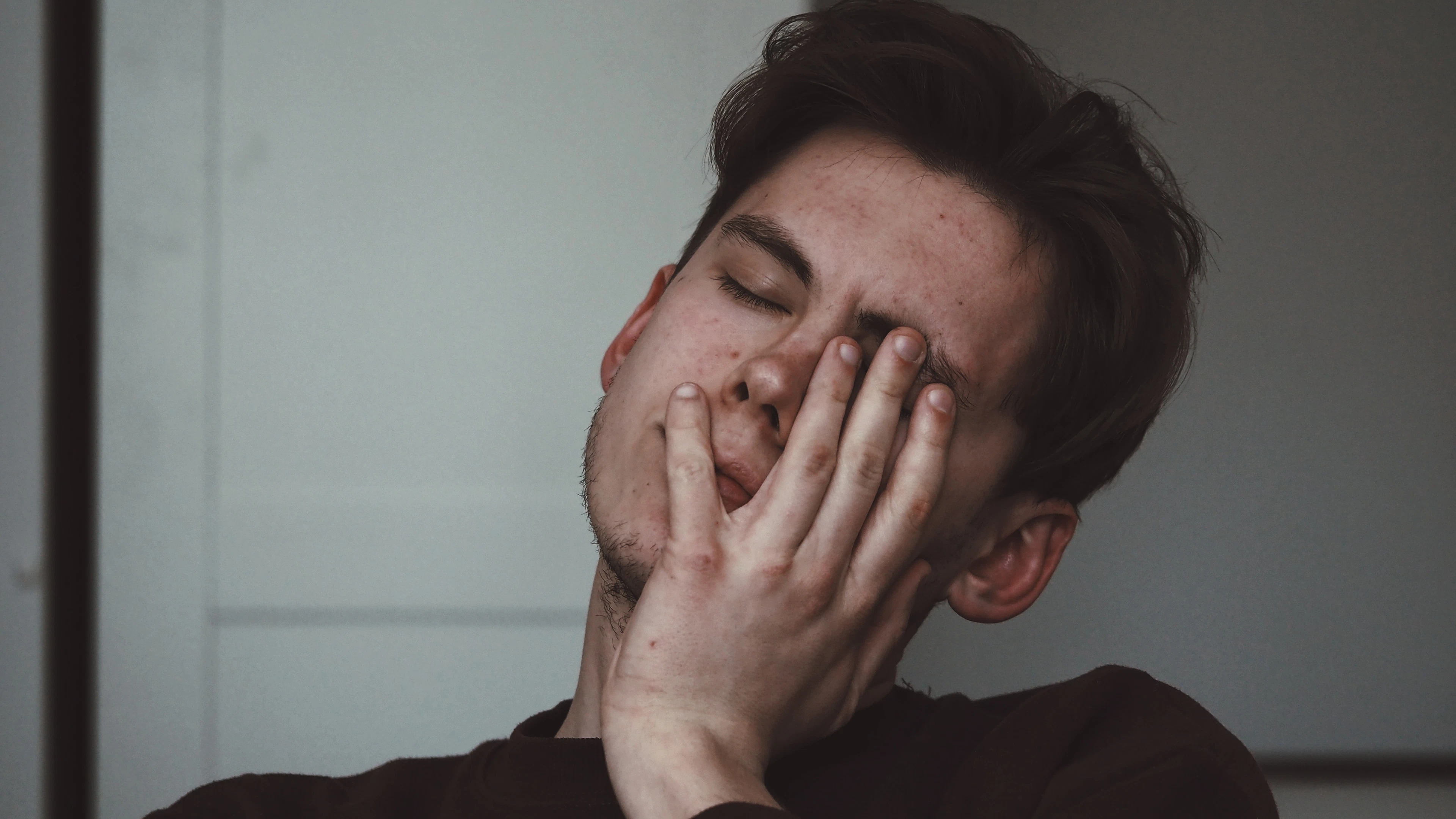 Ontsteking in nekspier verklaart hoofdpijn
