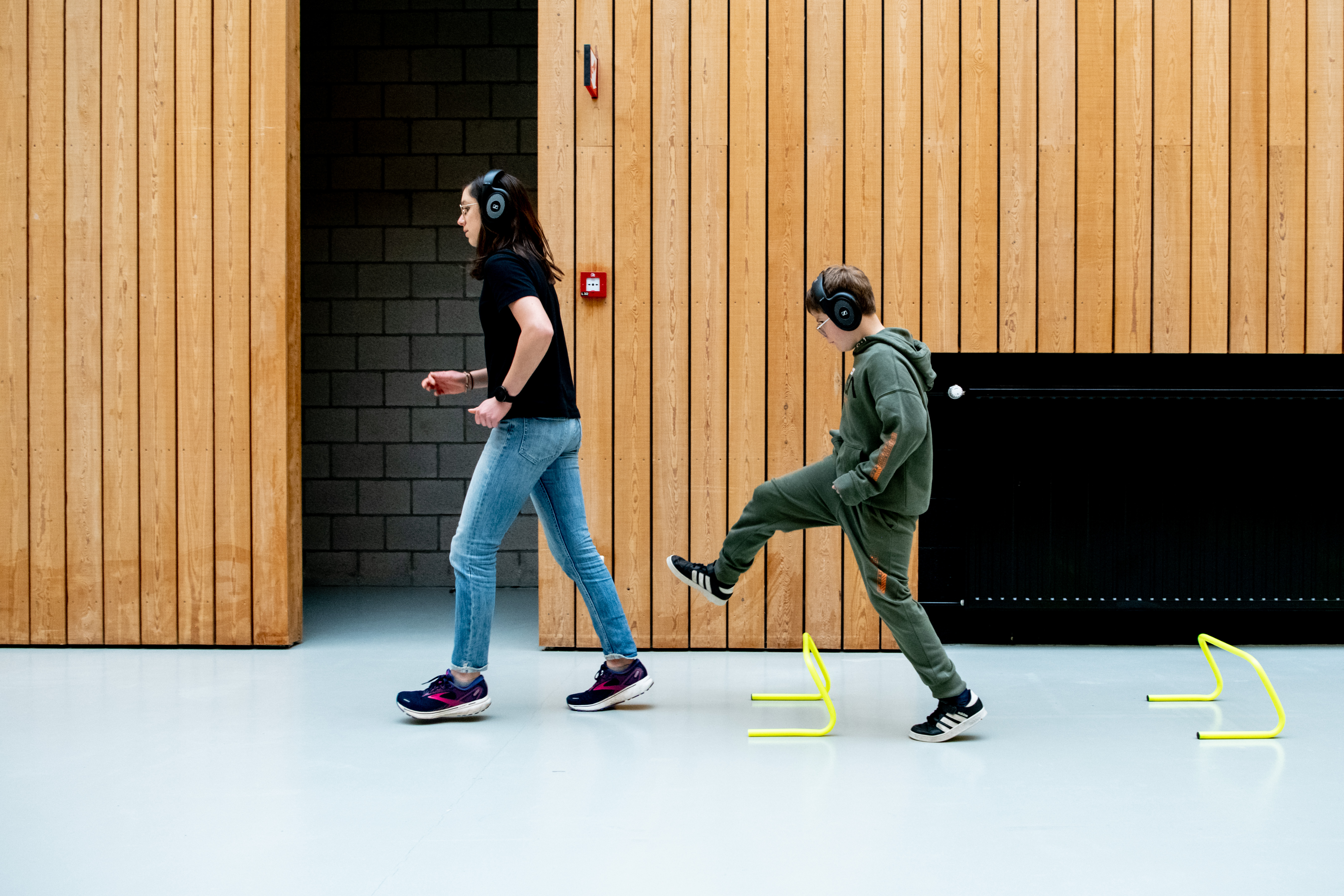 Lopen gaat beter met muziek: de rol van de coördinatiedirigent
