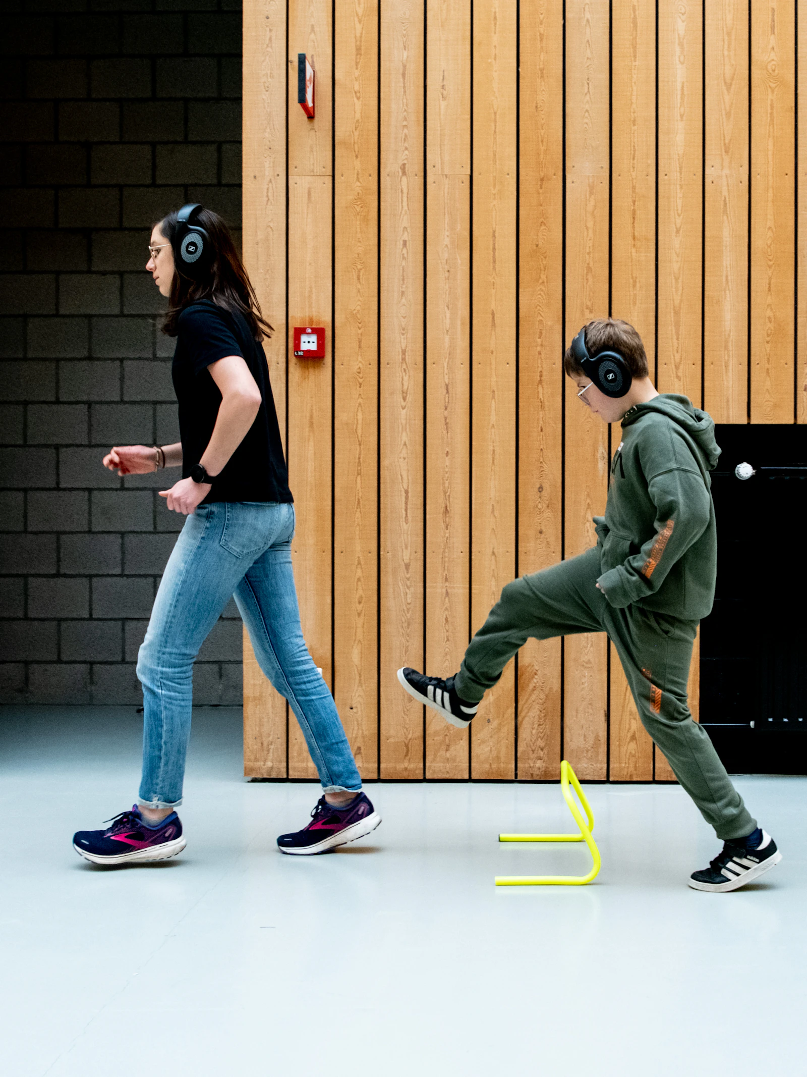 Lopen gaat beter met muziek: de rol van de coördinatiedirigent