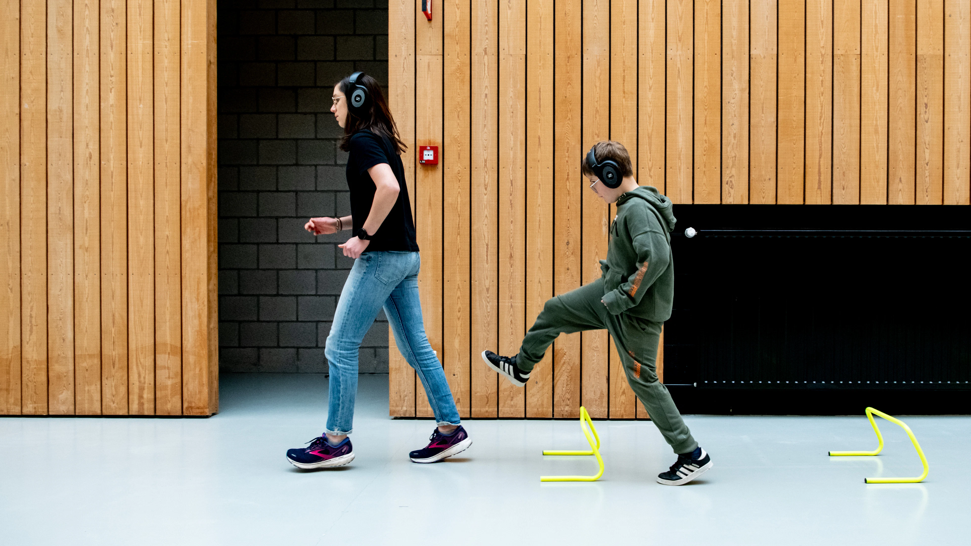 Lopen gaat beter met muziek: de rol van de coördinatiedirigent