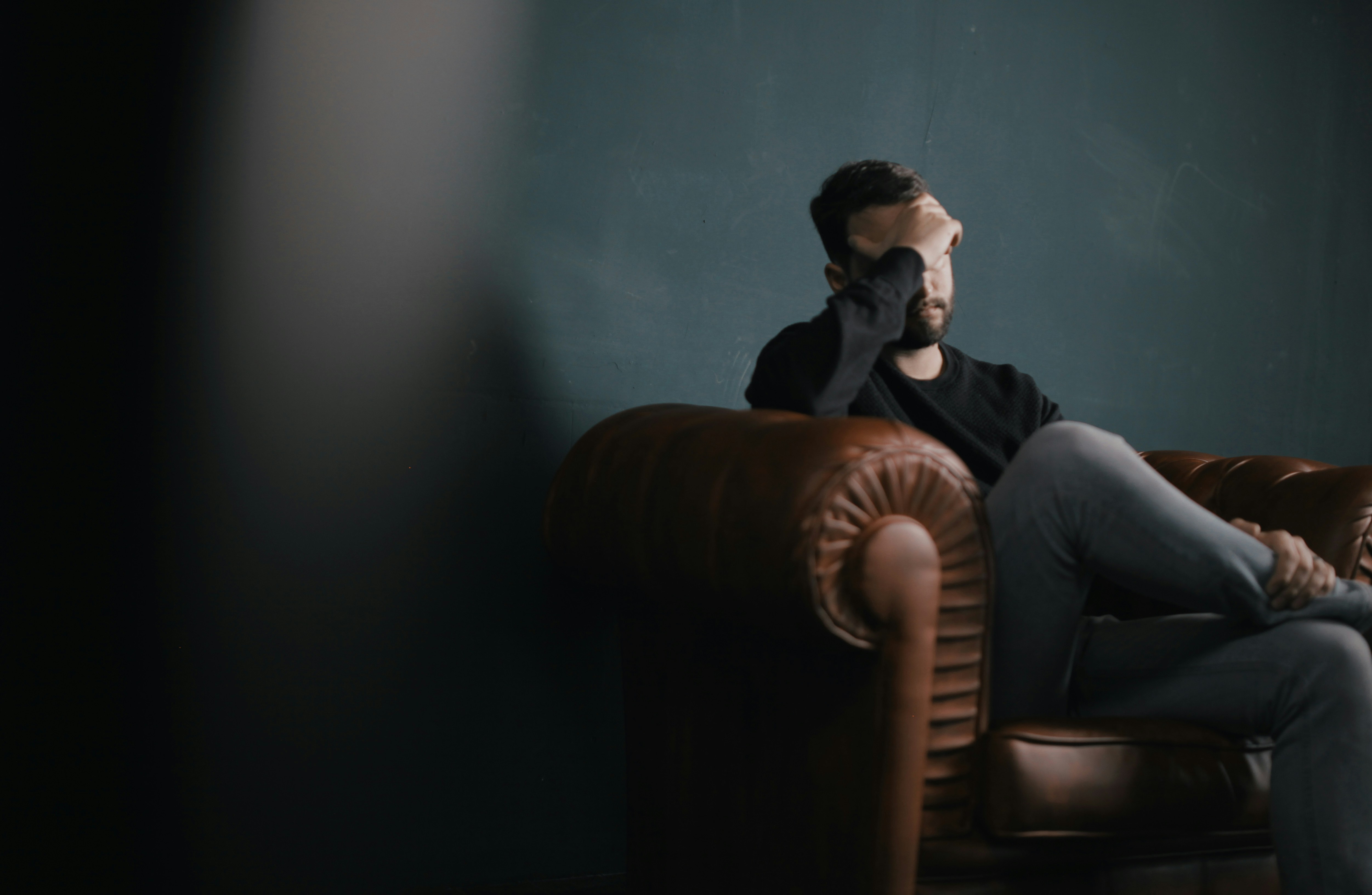 Waarom depressie je vergeetachtig maakt (en omgekeerd)