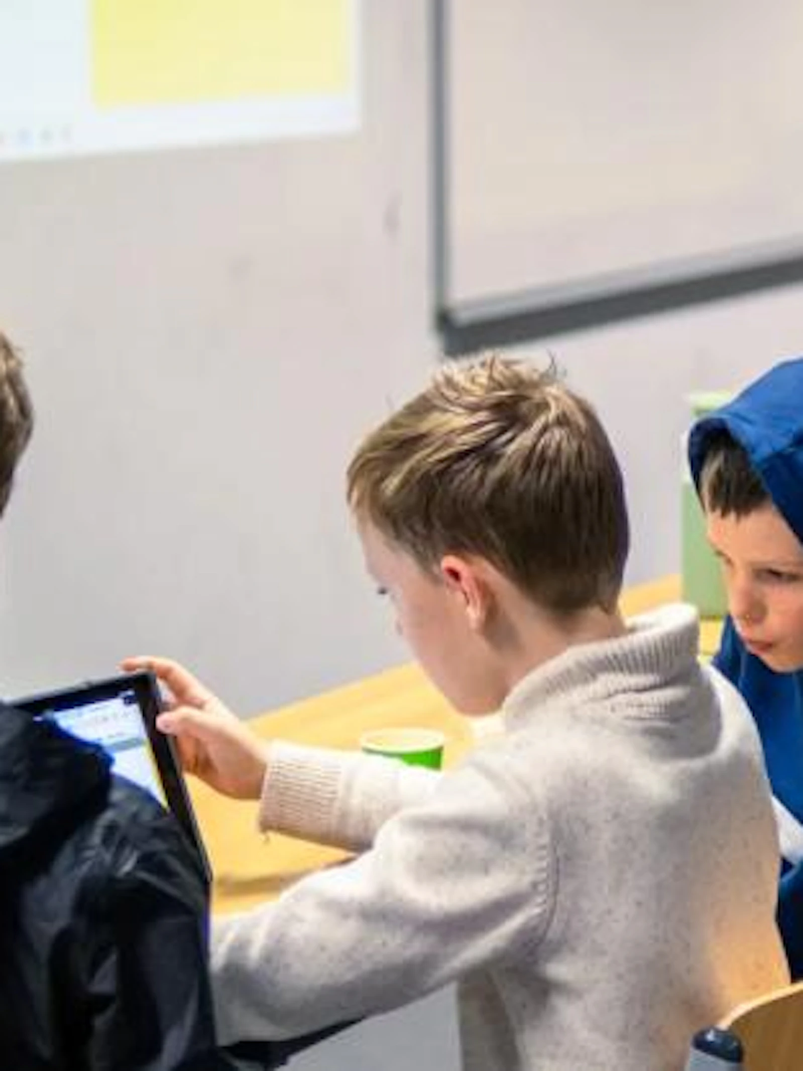 5 redenen waarom we al in de lagere school met nieuwswijsheid moeten beginnen