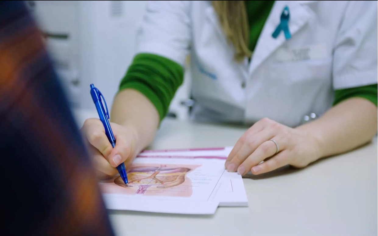 Nieuwe genetische test voorspelt succes van eierstokkankerbehandeling