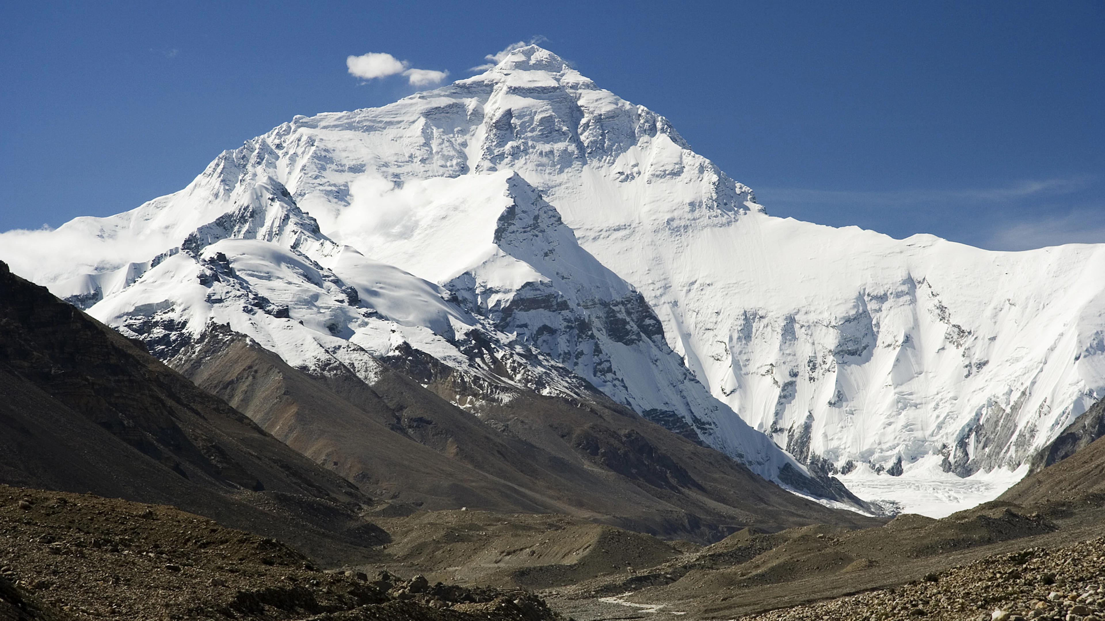 De Mount Everest groeit. Dit is waarom
